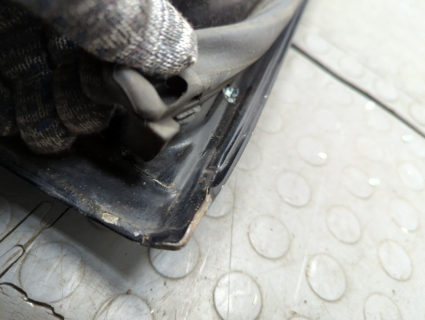 Дверь передняя левая