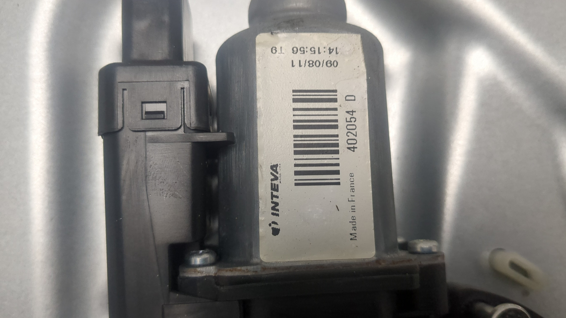 Стеклоподъемник электр. передний правый