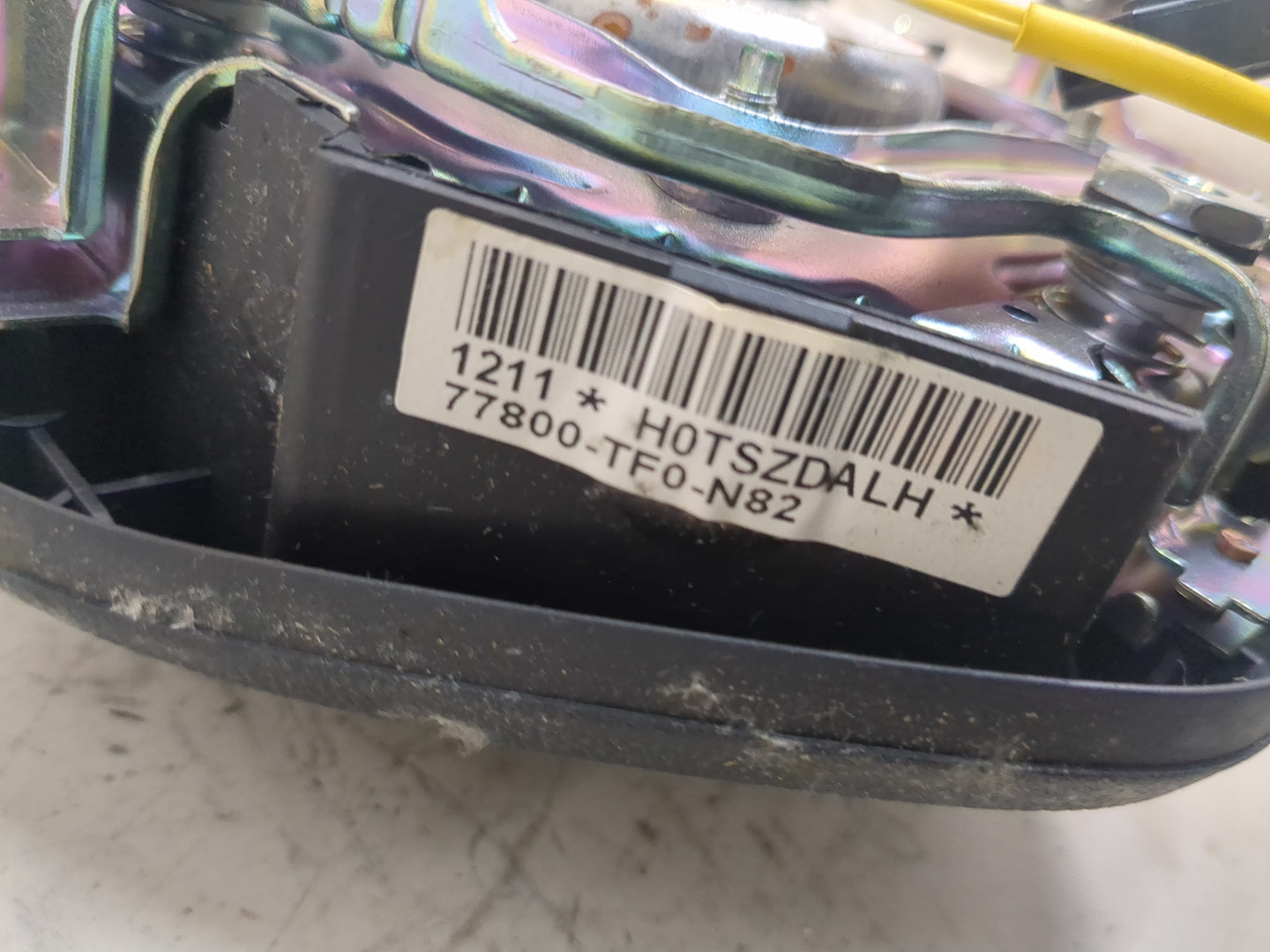 Подушка безопасности в рулевое колесо