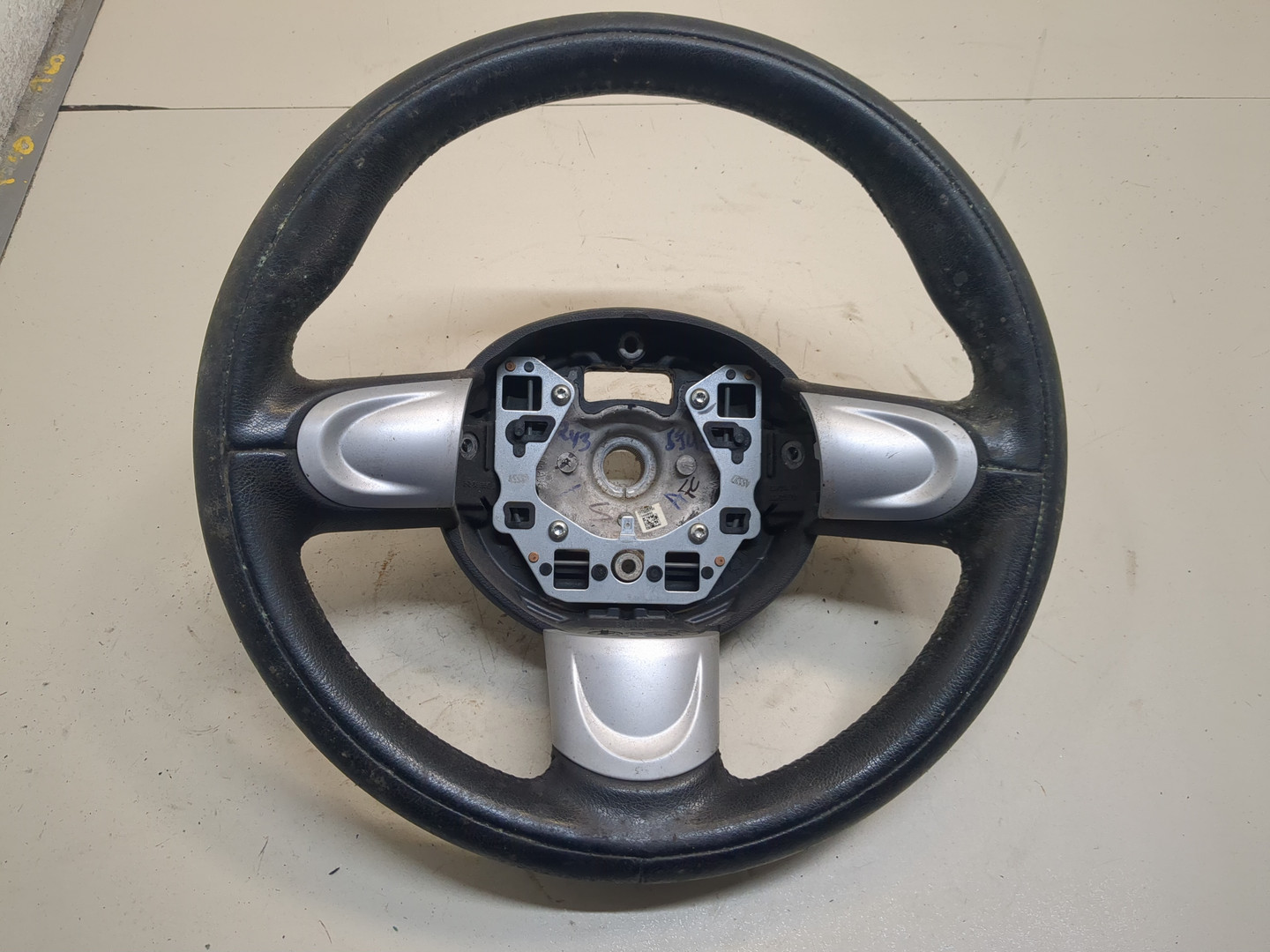 Рулевое колесо (руль)