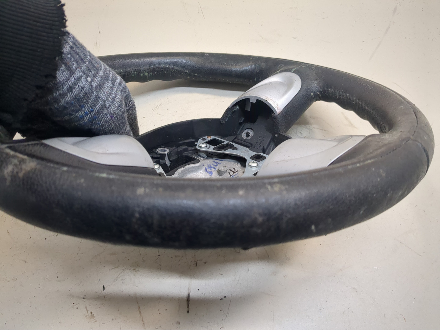 Рулевое колесо (руль)