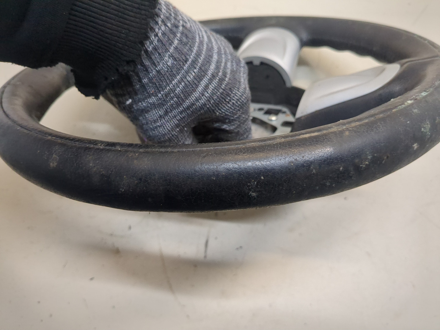 Рулевое колесо (руль)