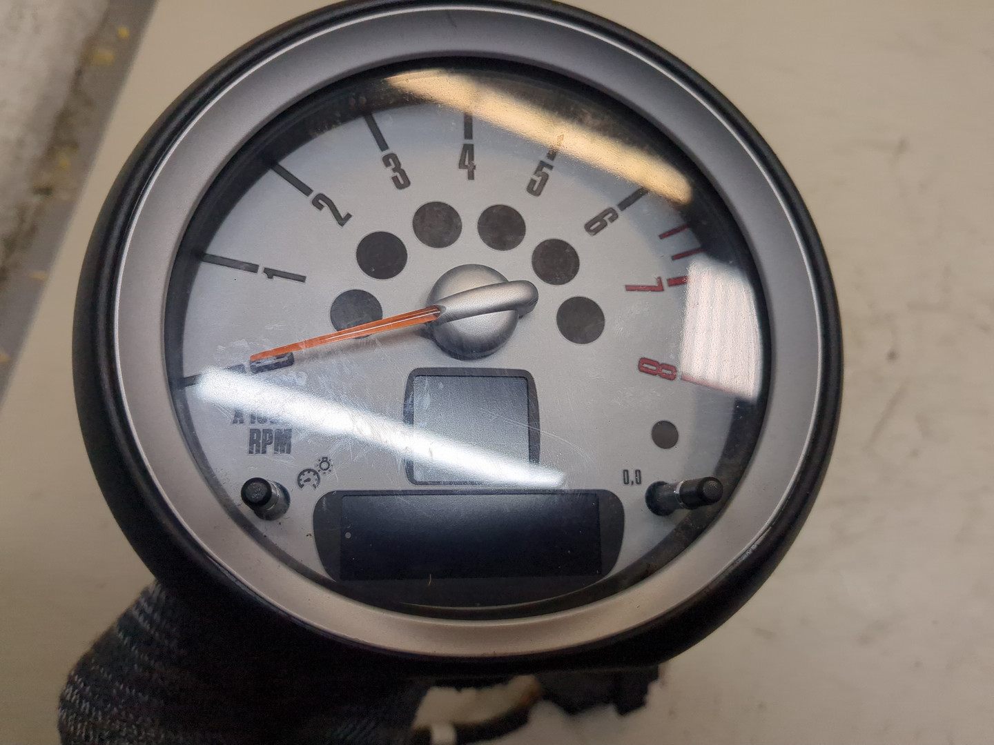 Панель приборов