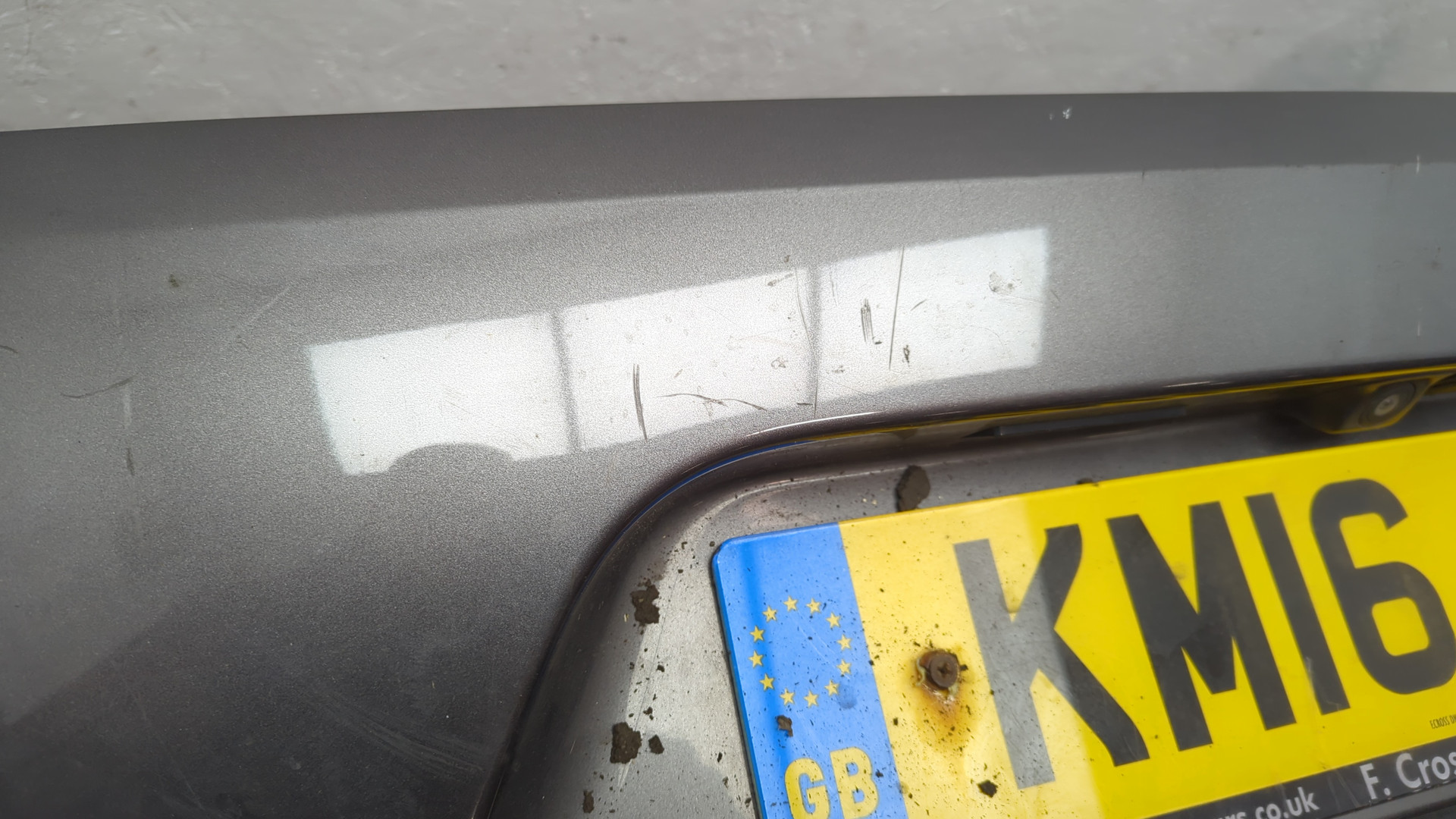 Бампер задний