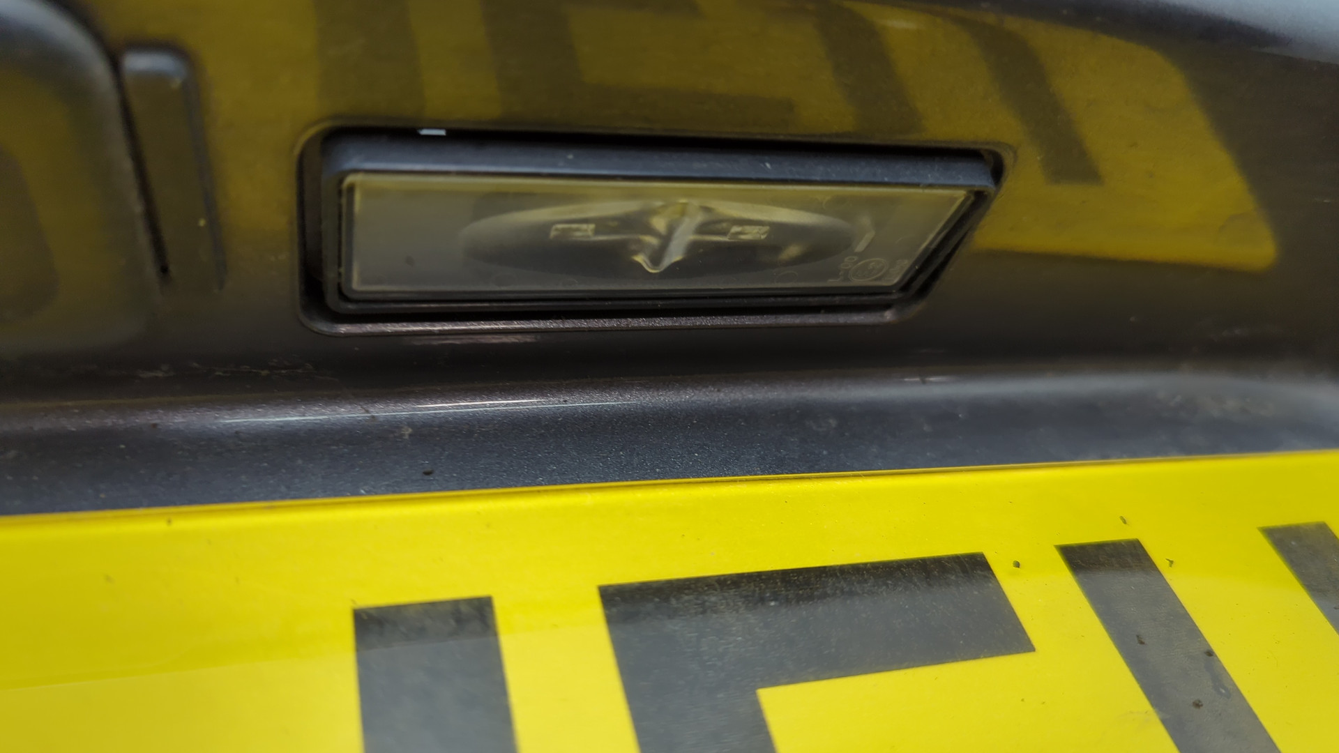 Бампер задний