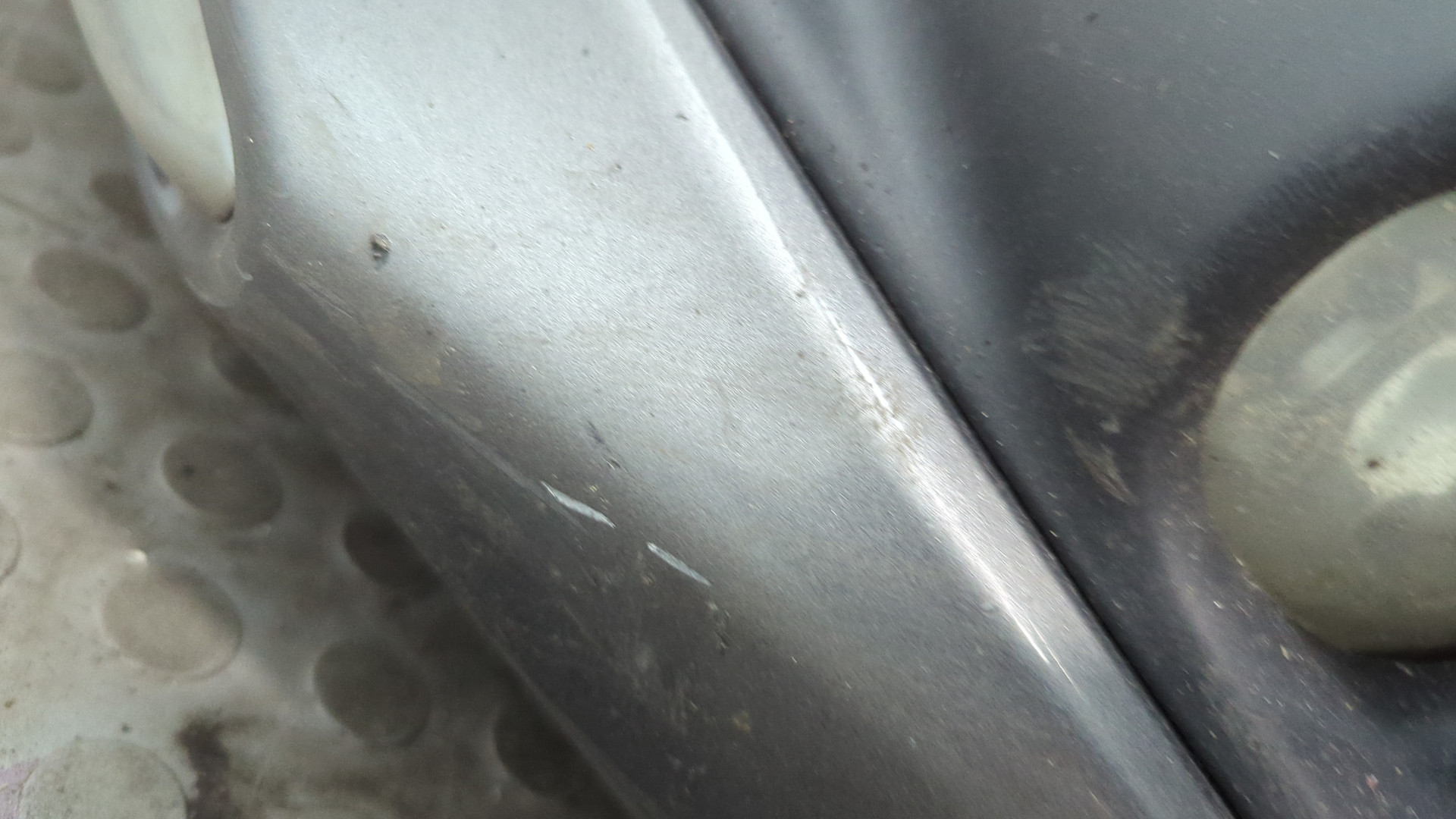 Бампер передний