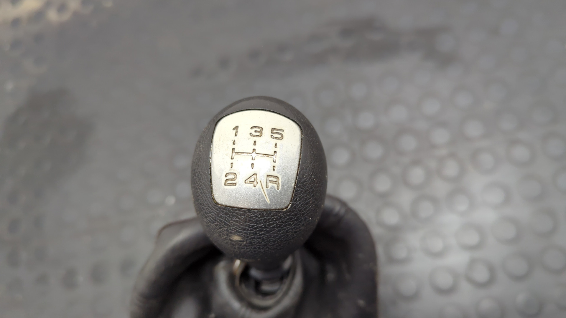 Кулиса МКПП / АКПП