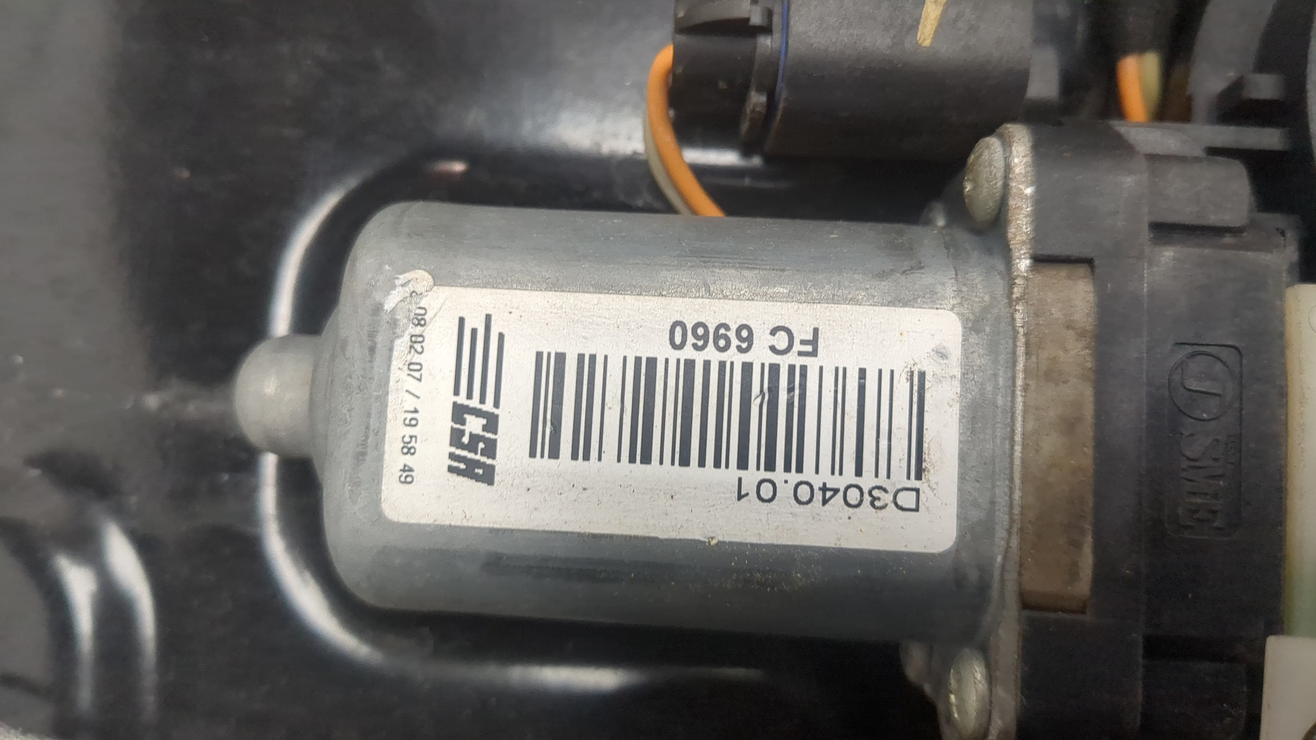 Стеклоподъемник электр. передний правый