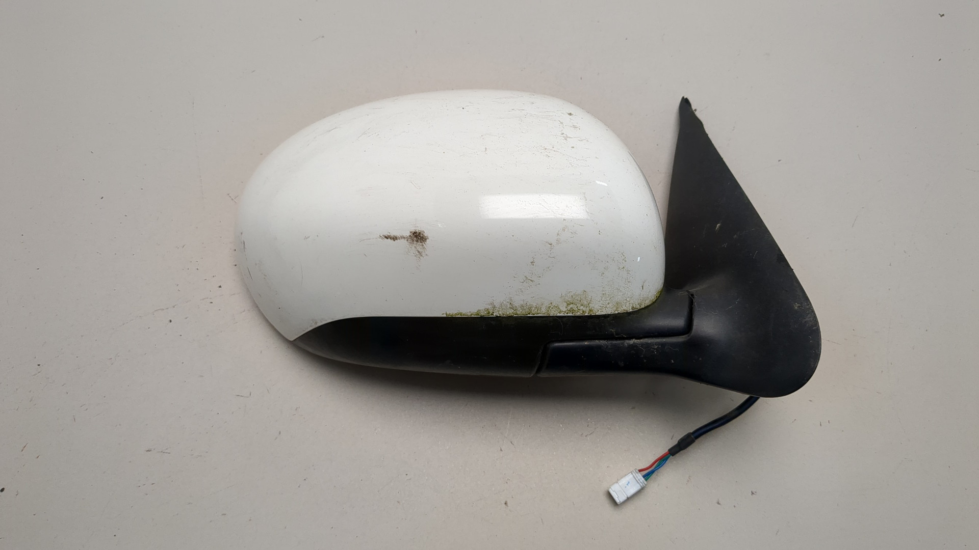 Зеркало правое электрическое