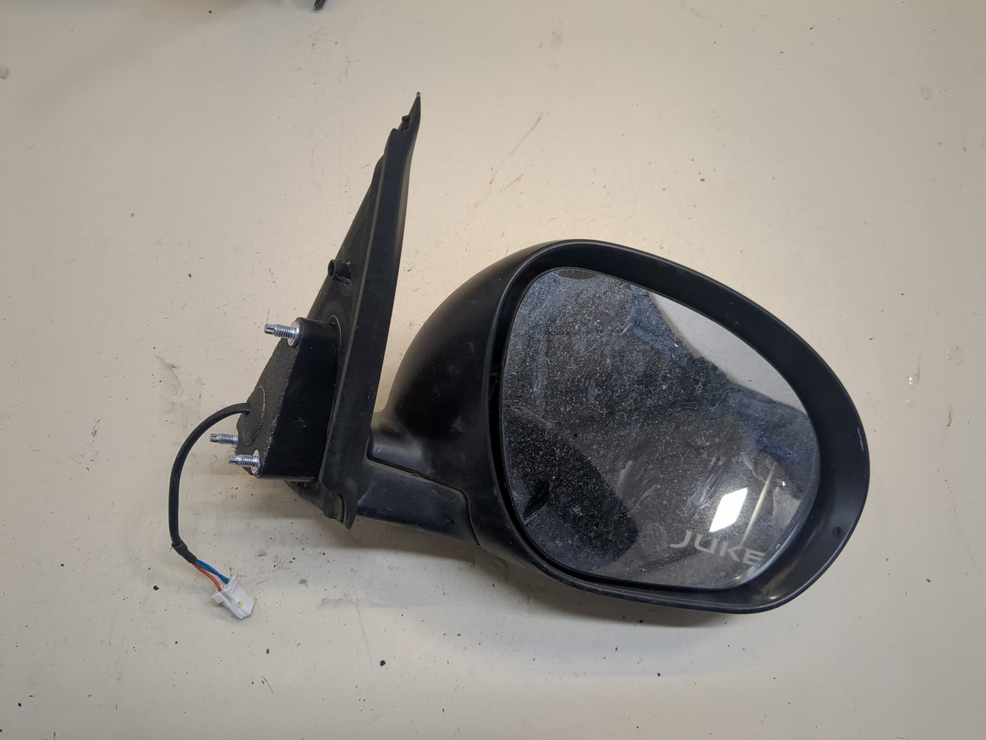 Зеркало правое электрическое