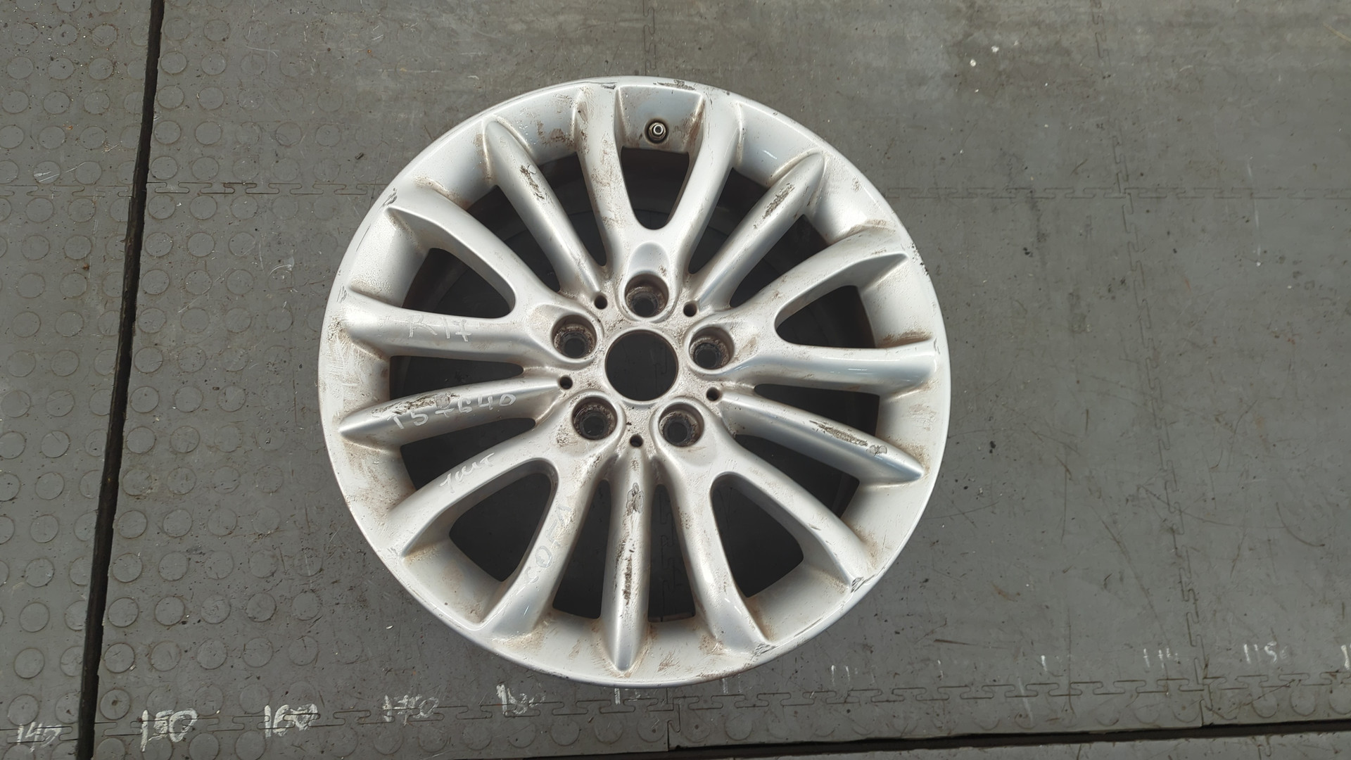 Диск колесный литой легкий сплав