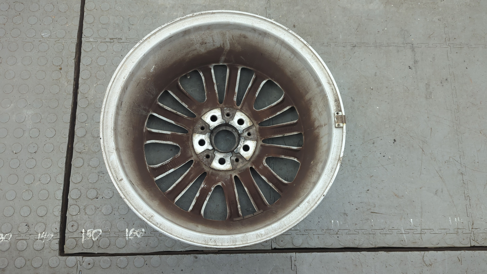 Диск колесный литой легкий сплав