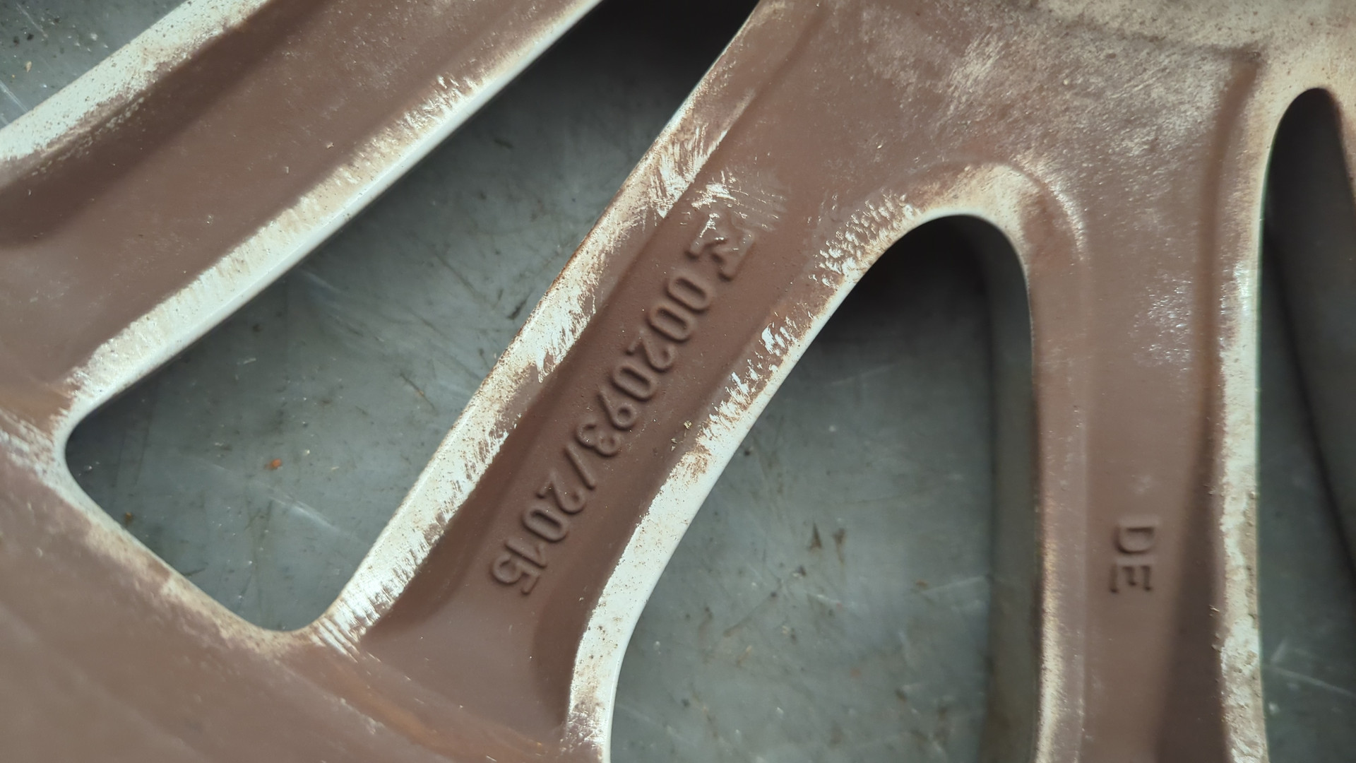 Диск колесный литой легкий сплав