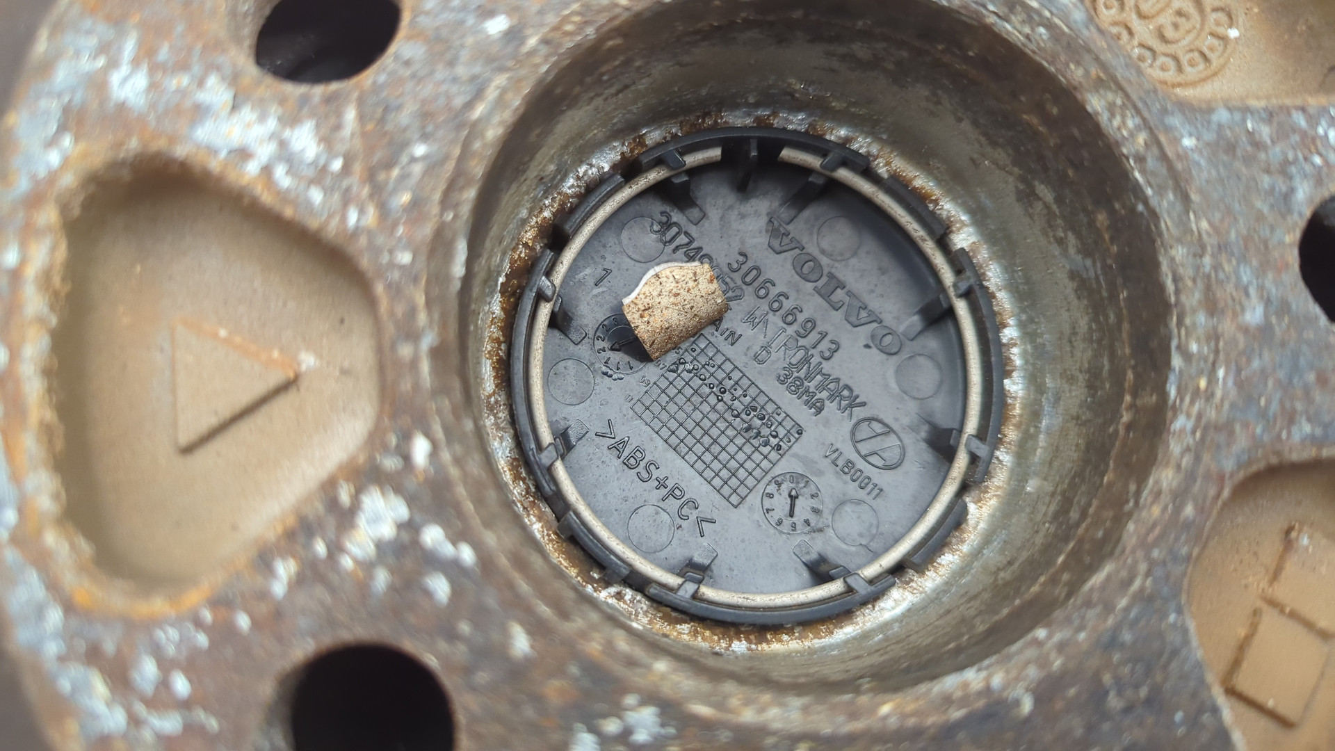 Диск колесный литой легкий сплав