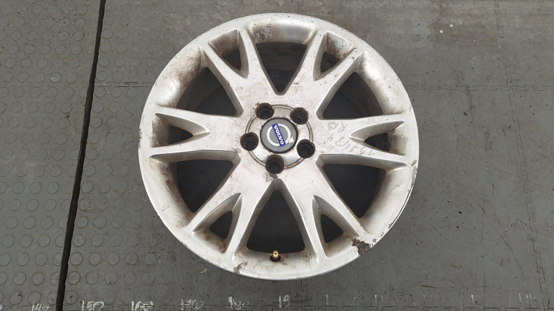 Диск колесный литой легкий сплав