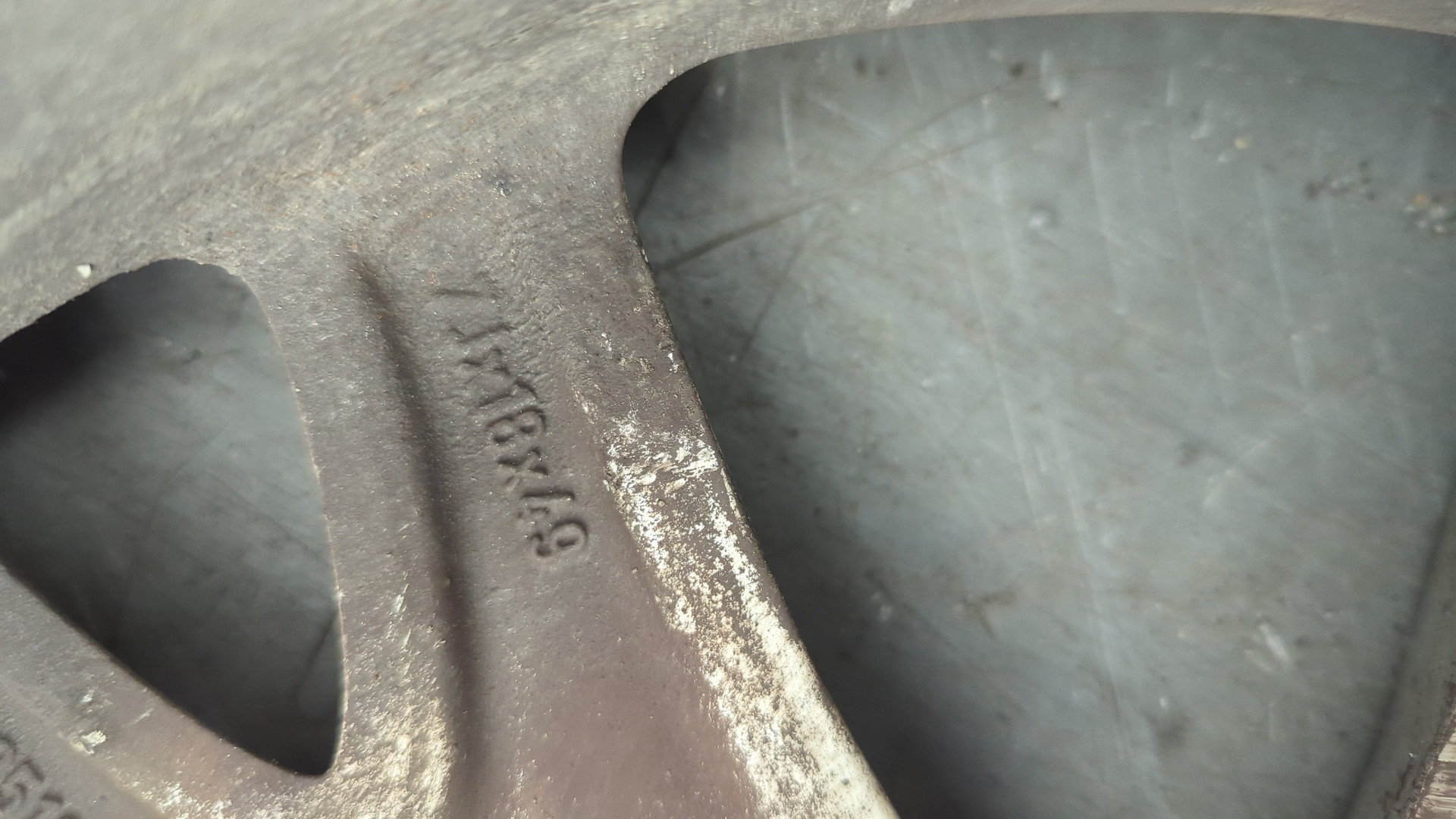 Диск колесный литой легкий сплав