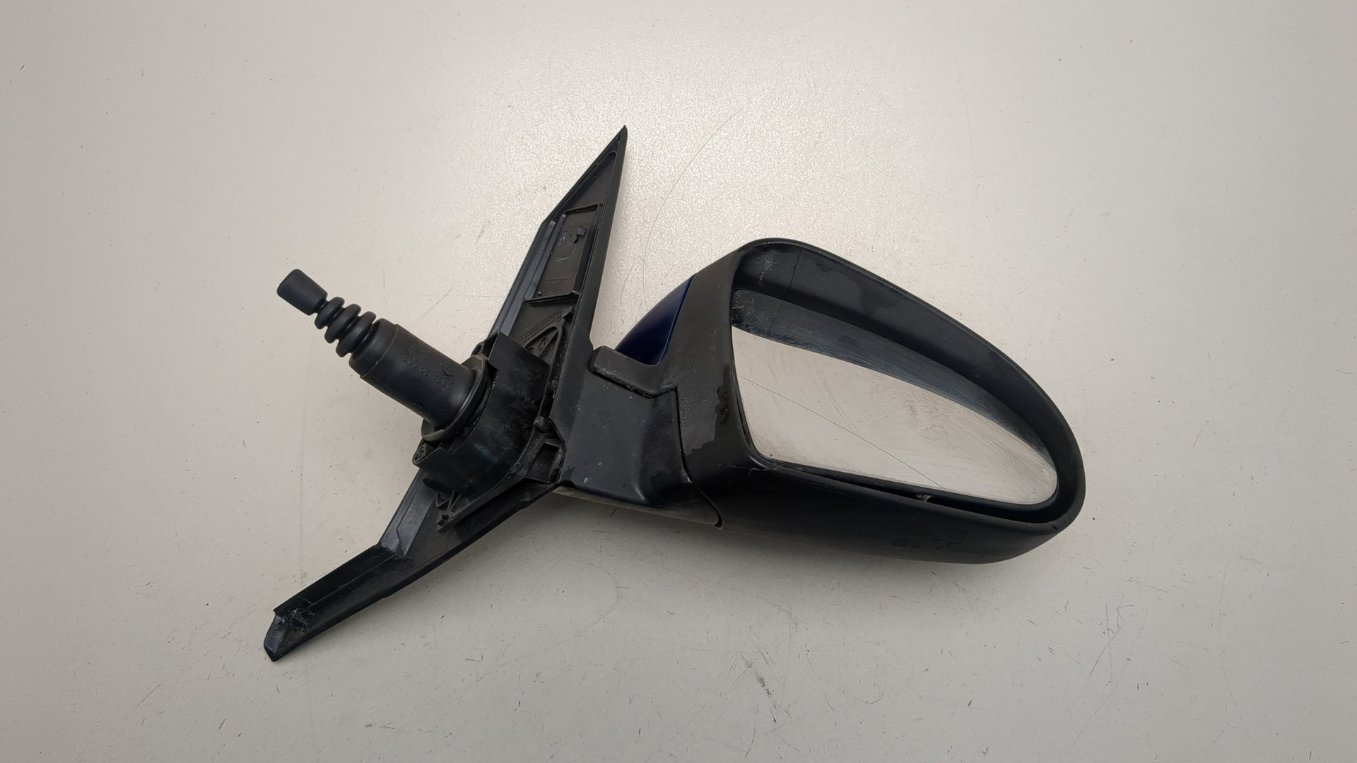 Зеркало правое электрическое