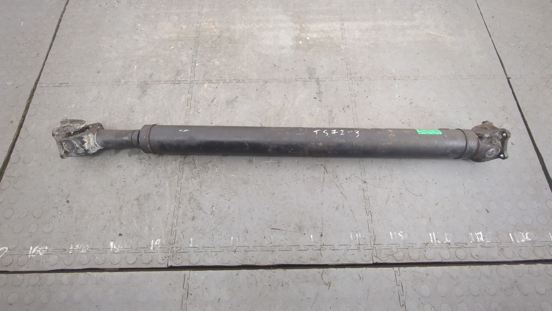 Вал карданный задний