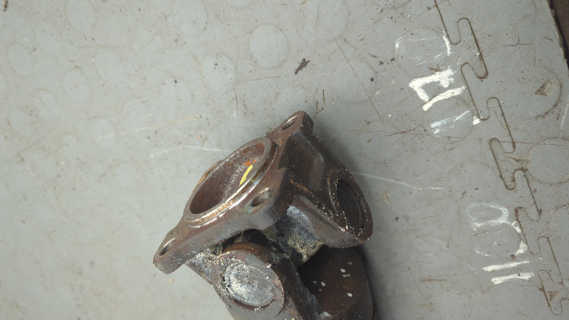 Вал карданный задний