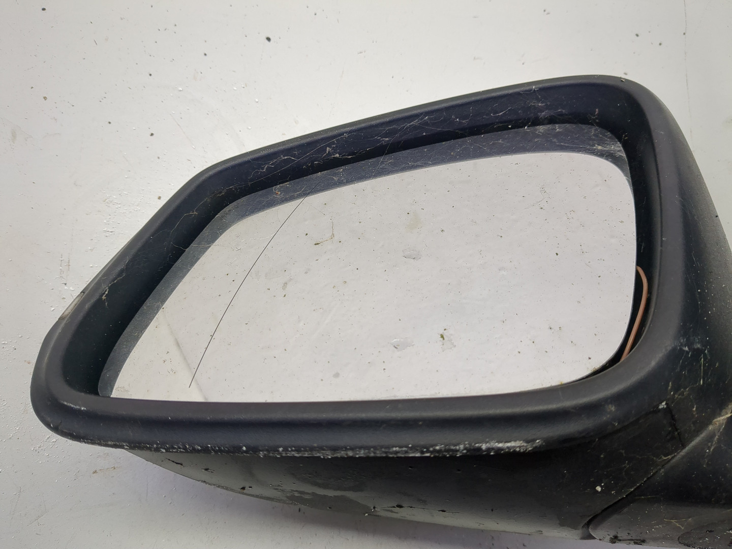 Зеркало левое электрическое