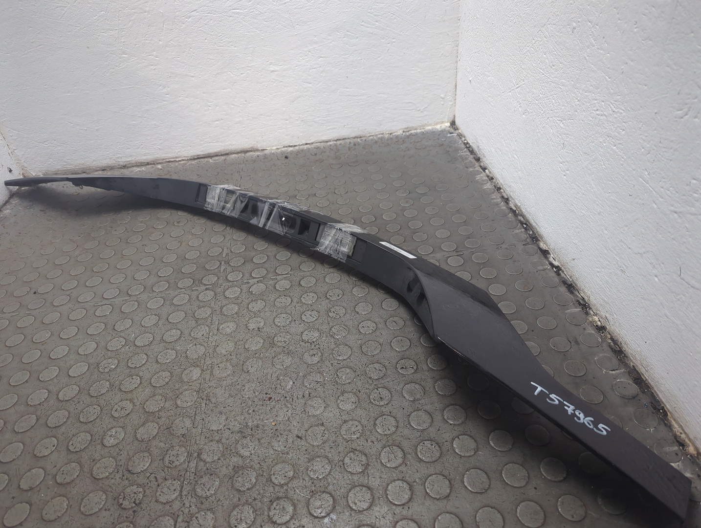 Фонарь подсветки номера