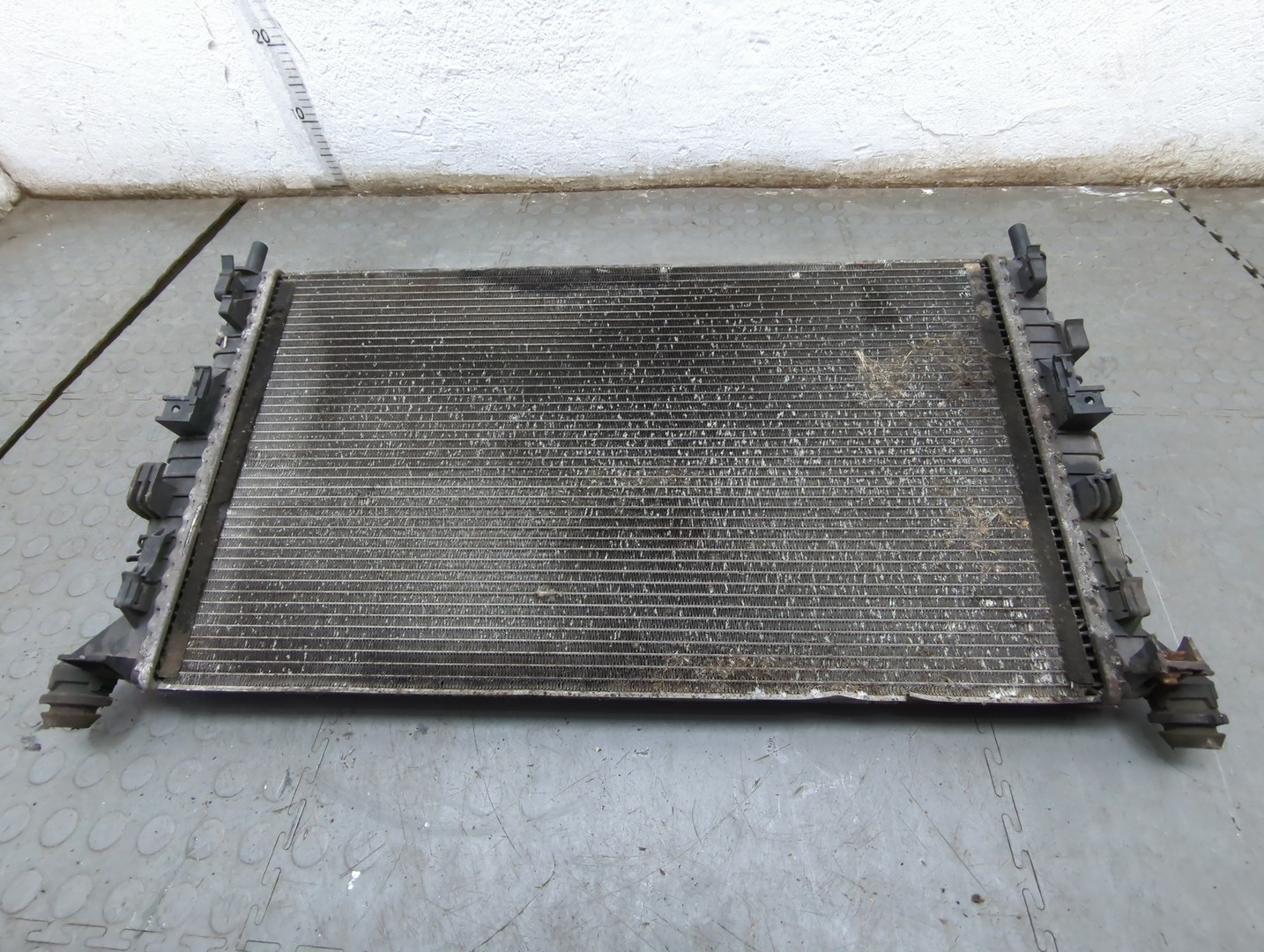 Радиатор охлаждения двигателя основной