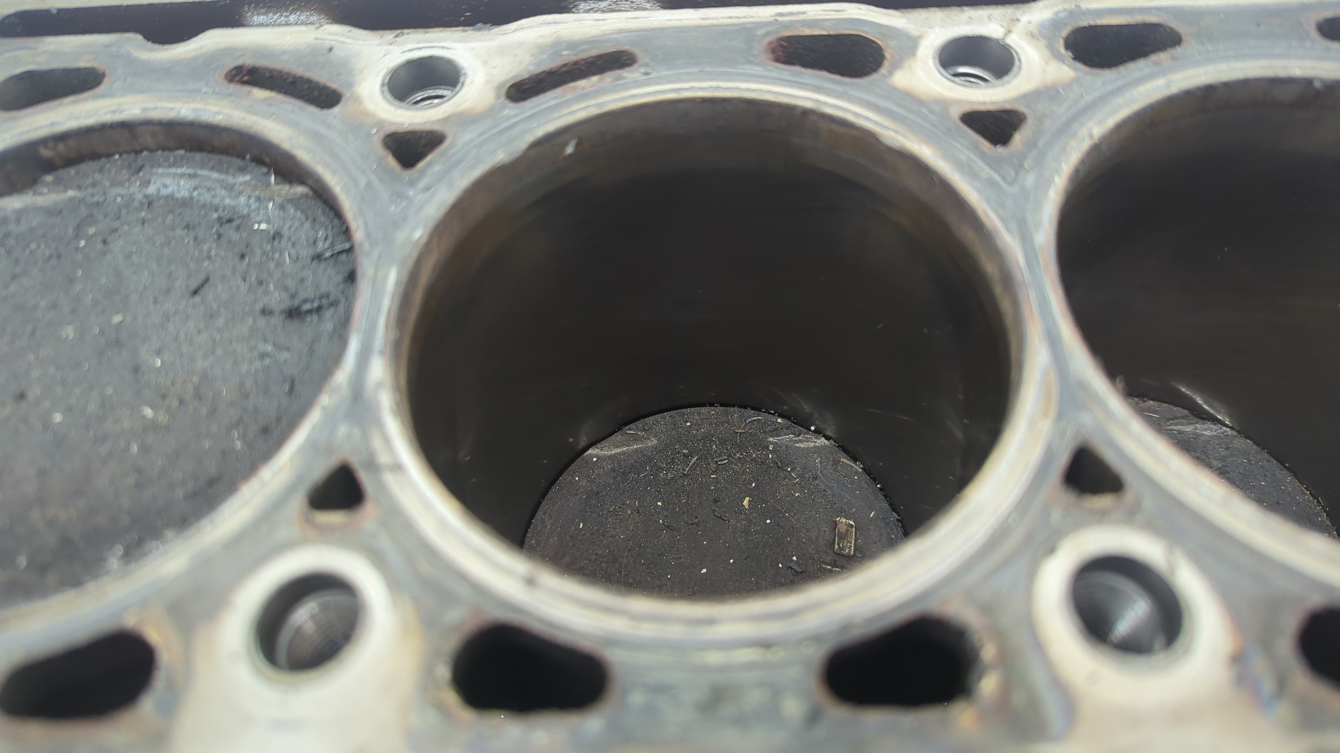 Блок двигателя