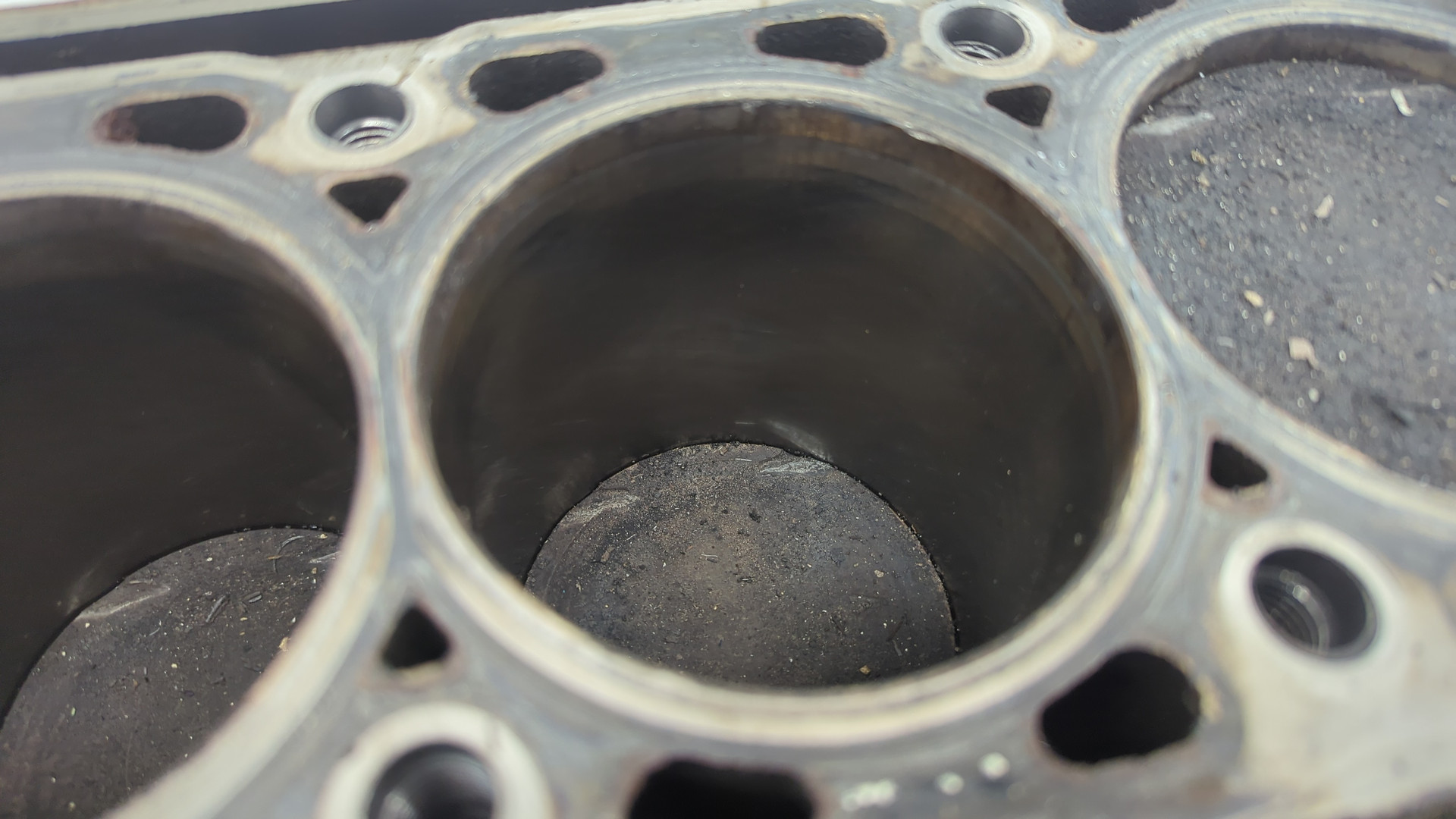 Блок двигателя