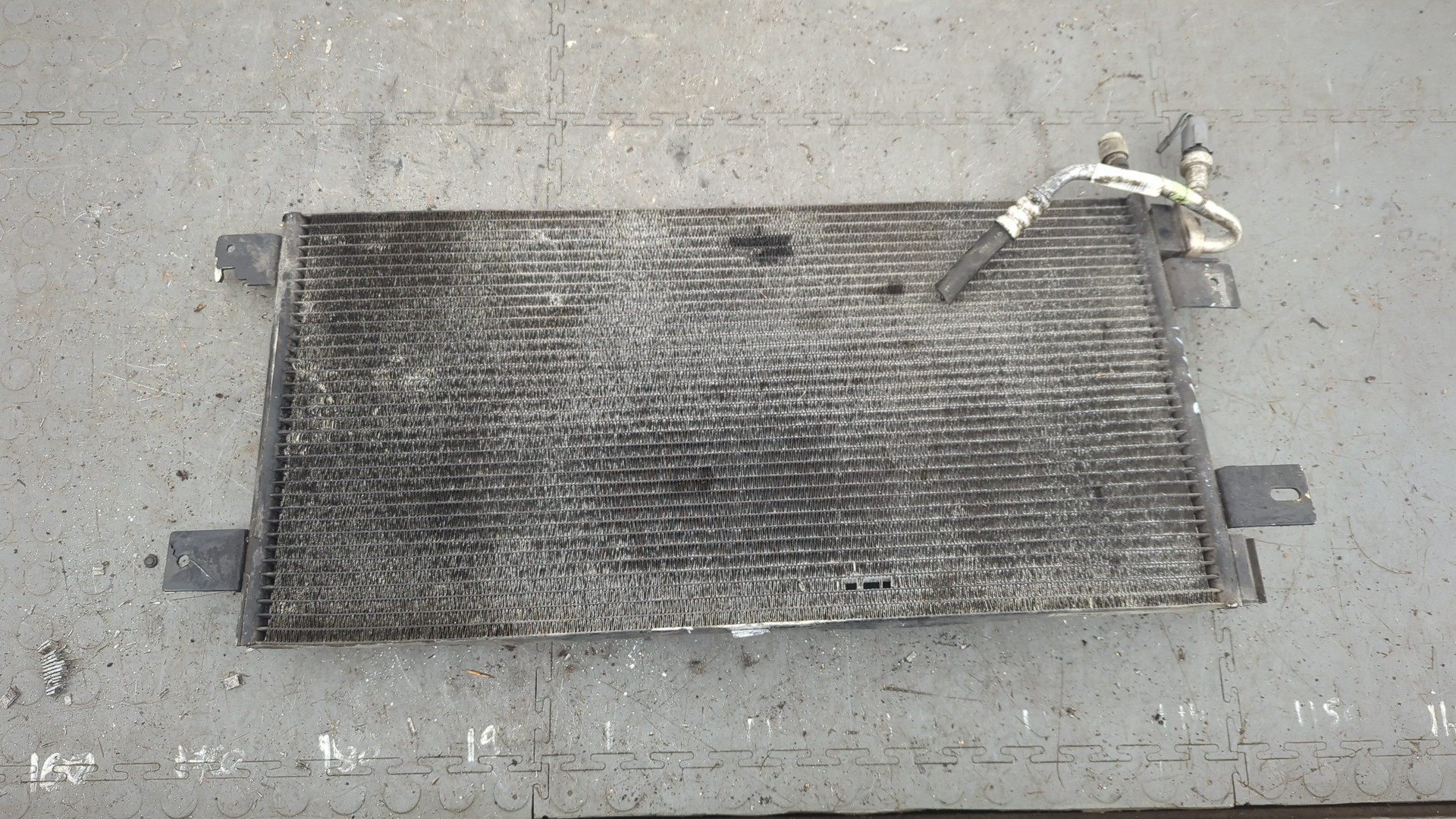 Радиатор кондиционера / конденсер