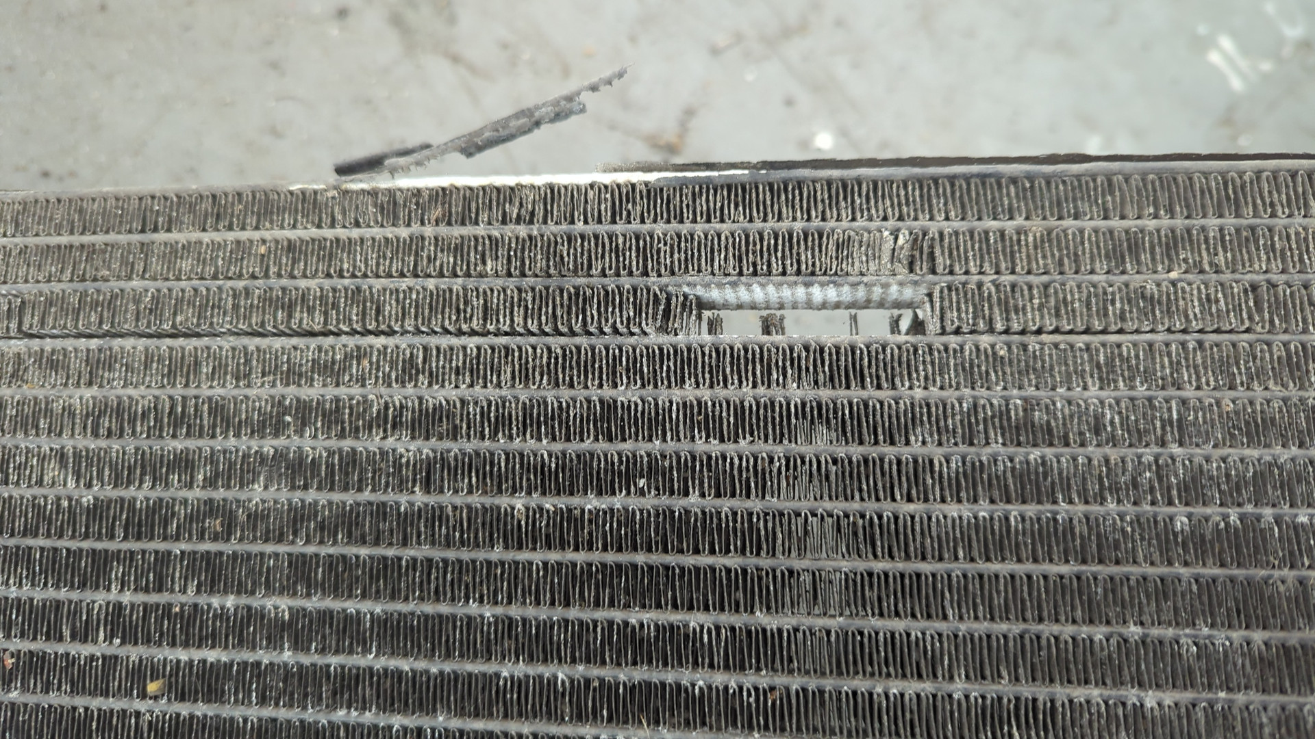 Радиатор кондиционера / конденсер