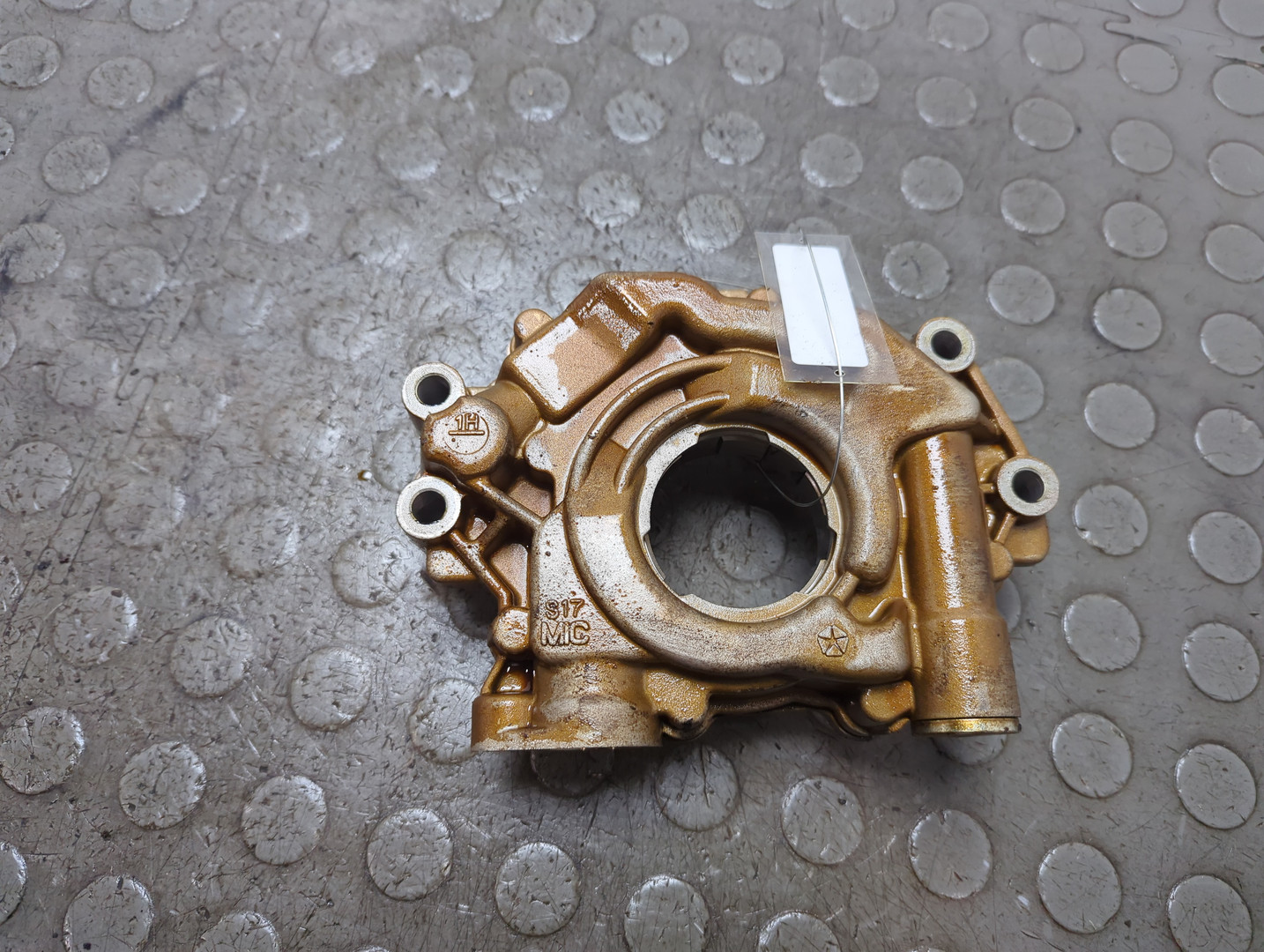 Насос масляный