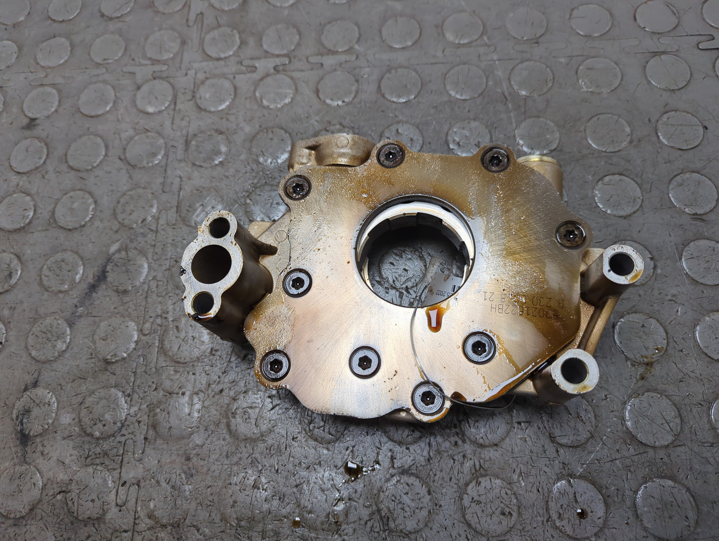 Насос масляный