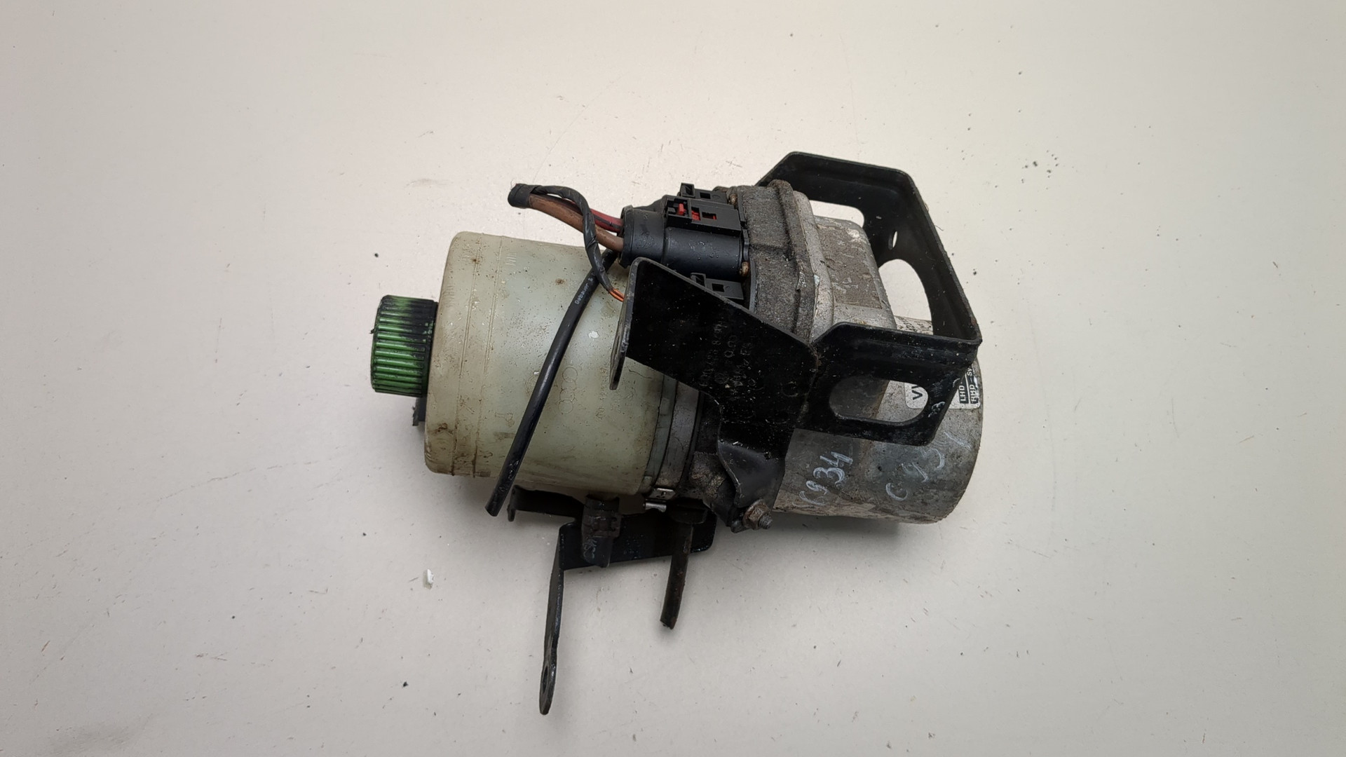 Насос ГУР (гидроусилитель руля)