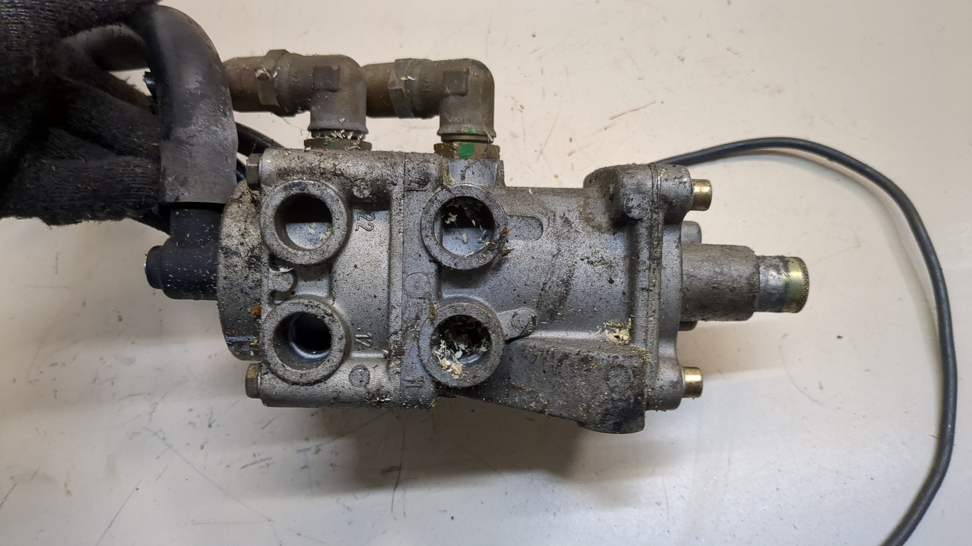 Кран тормозной главный