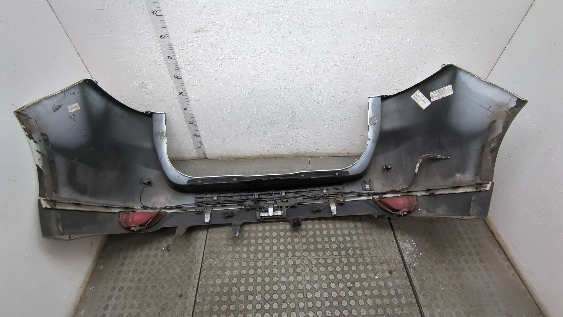 Бампер задний