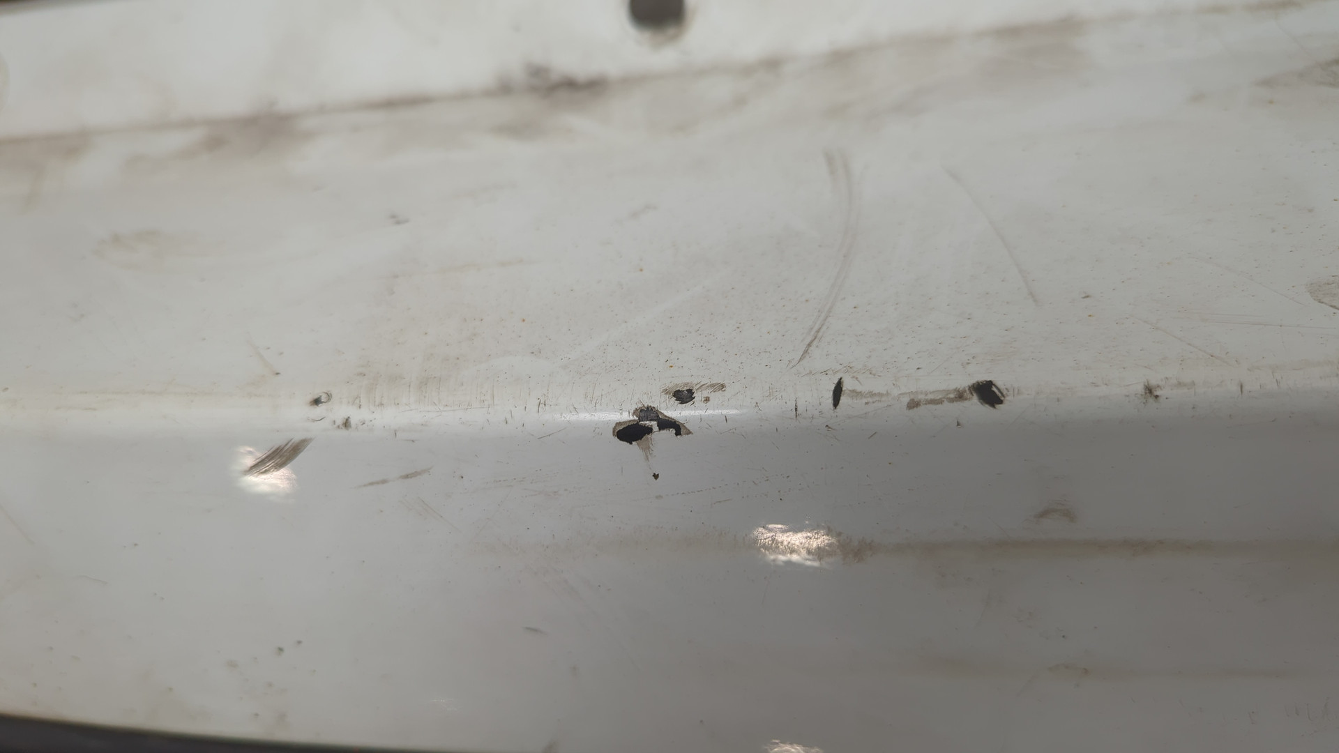 Бампер задний