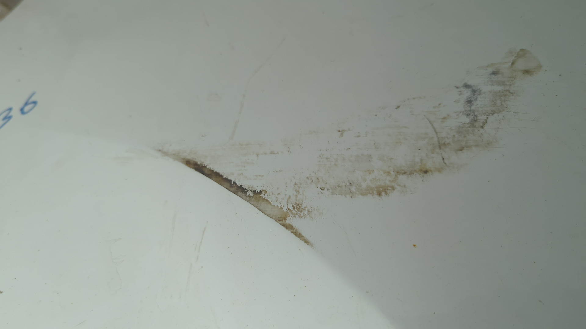 Бампер задний