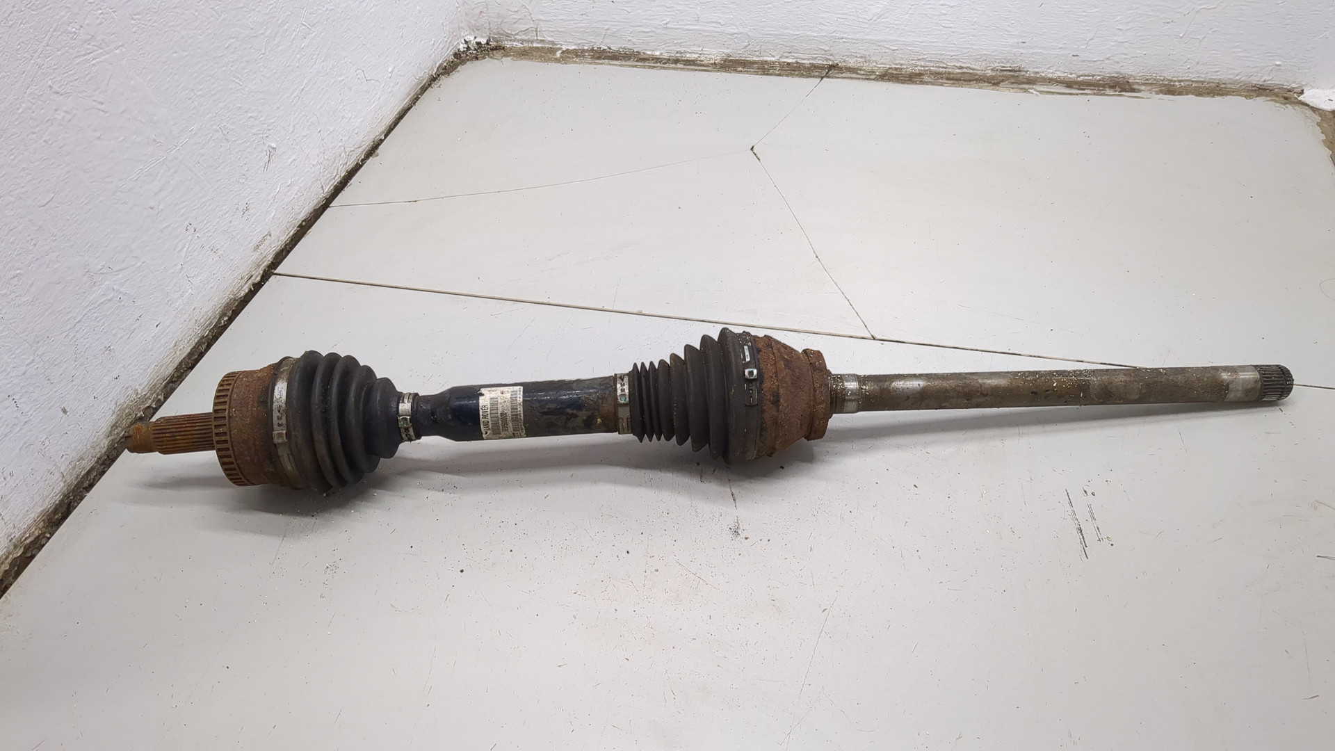 Полуось передняя правая