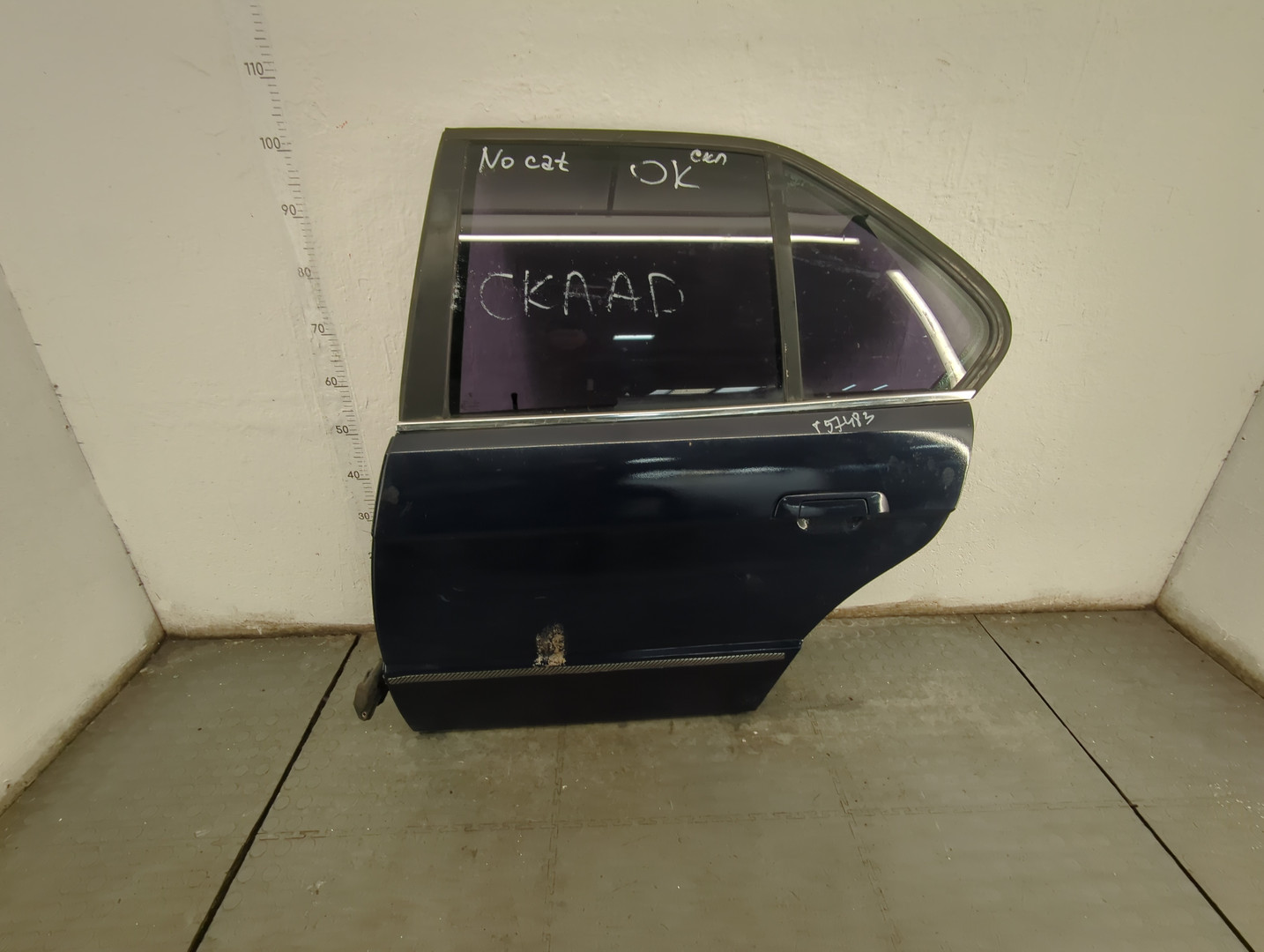 Дверь задняя левая