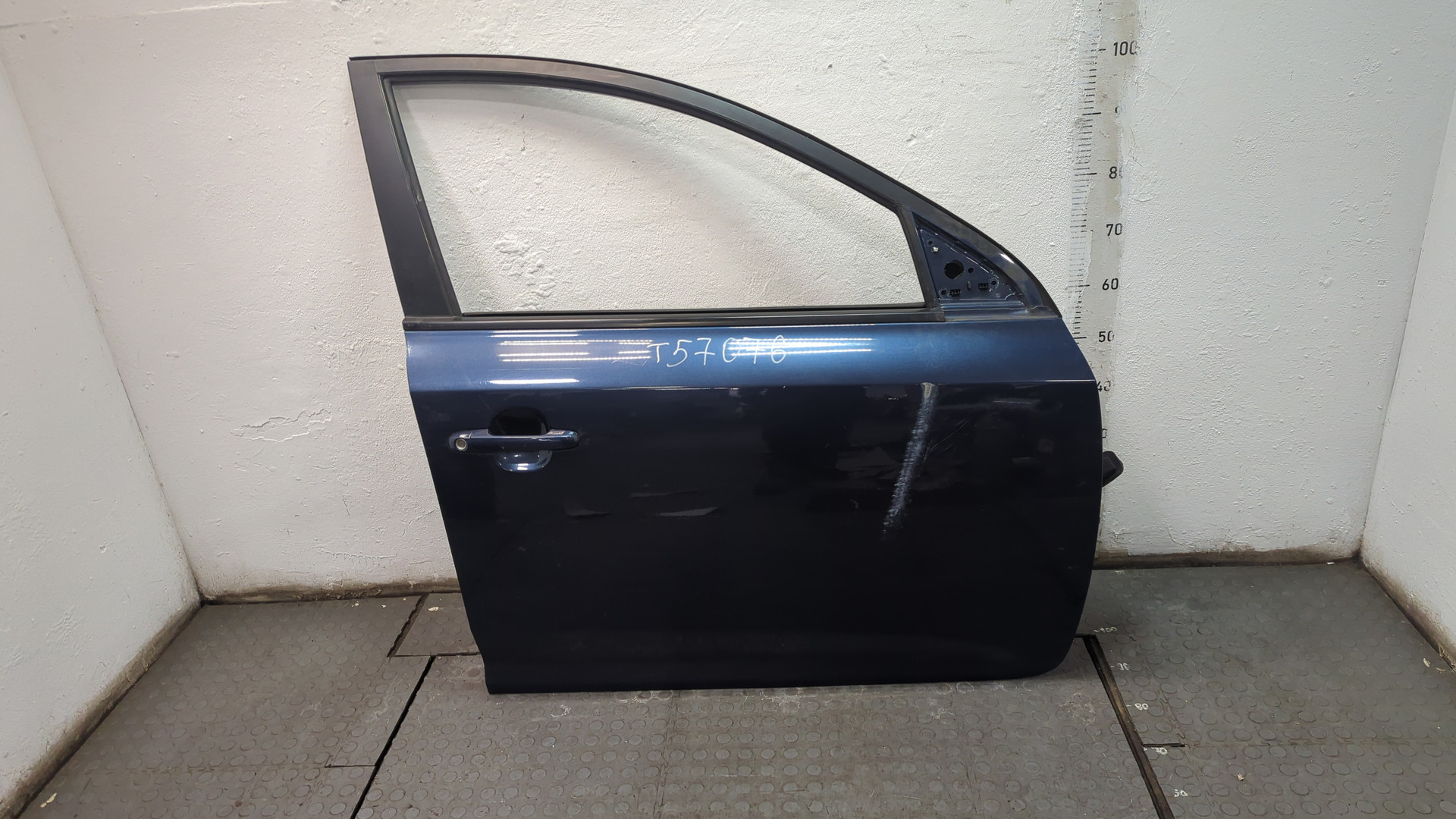 Дверь передняя правая