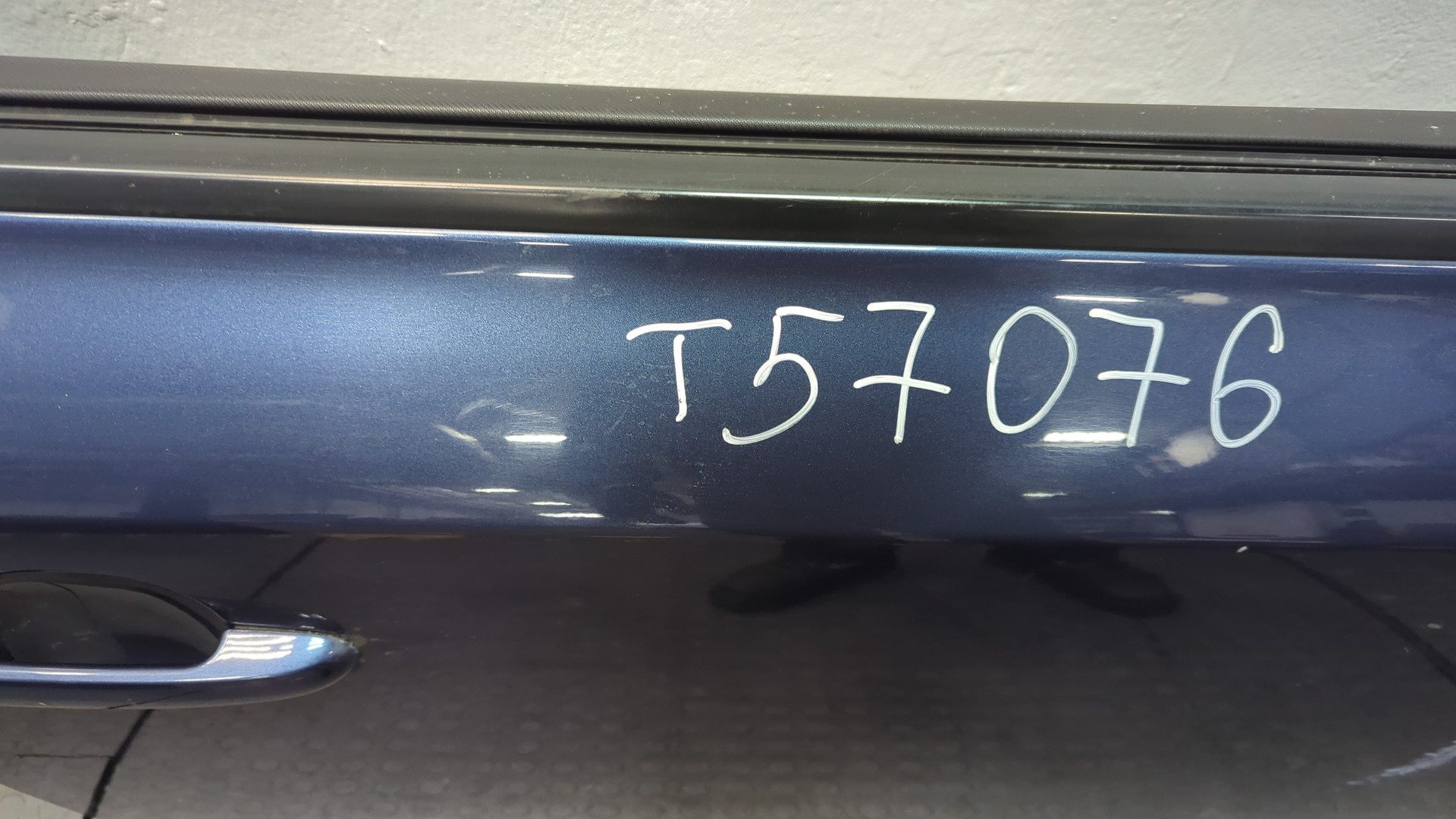 Дверь передняя правая