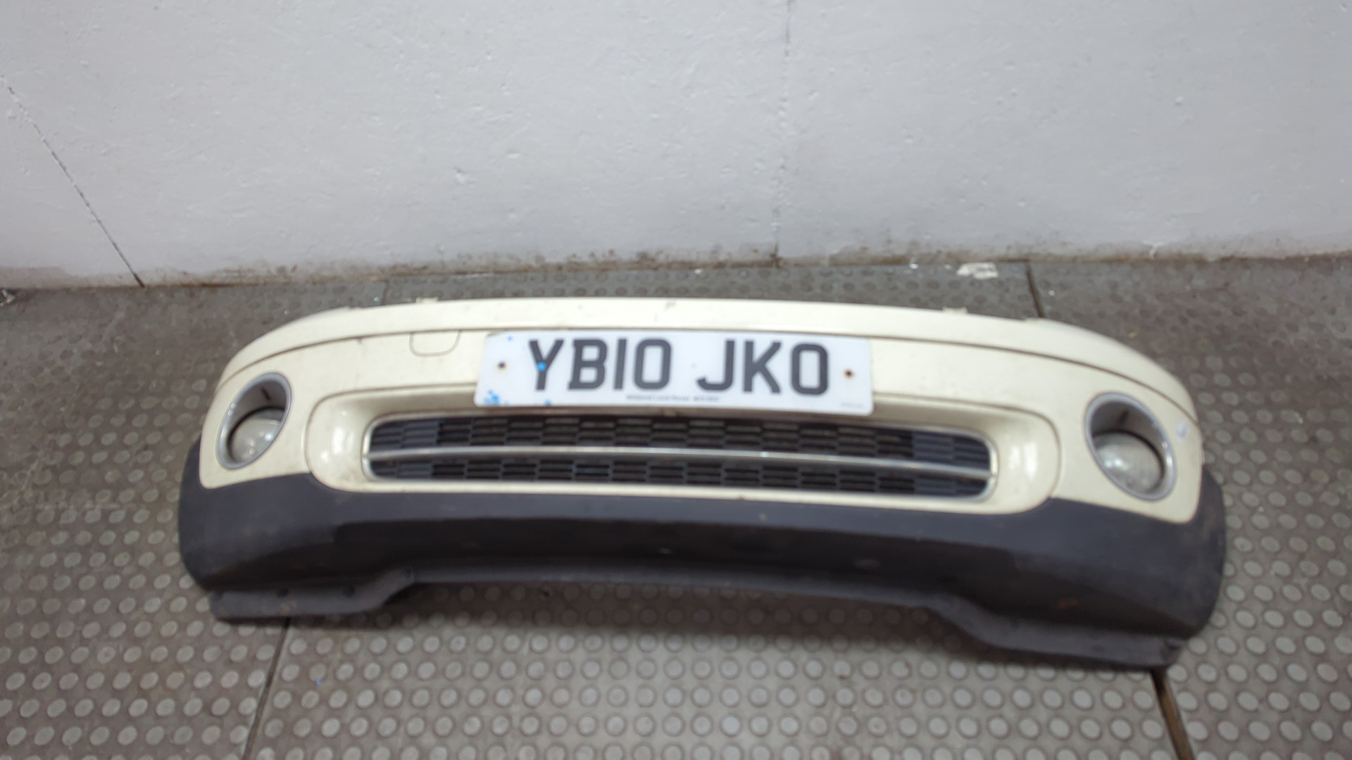 Бампер передний