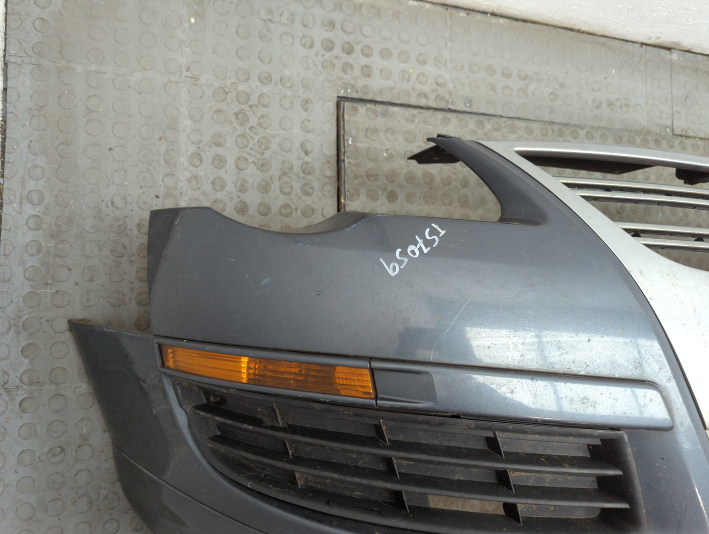 Бампер передний