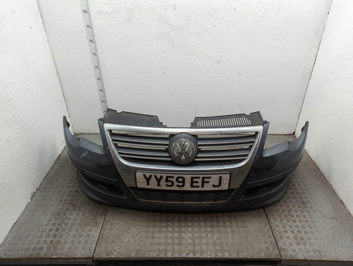 Бампер передний