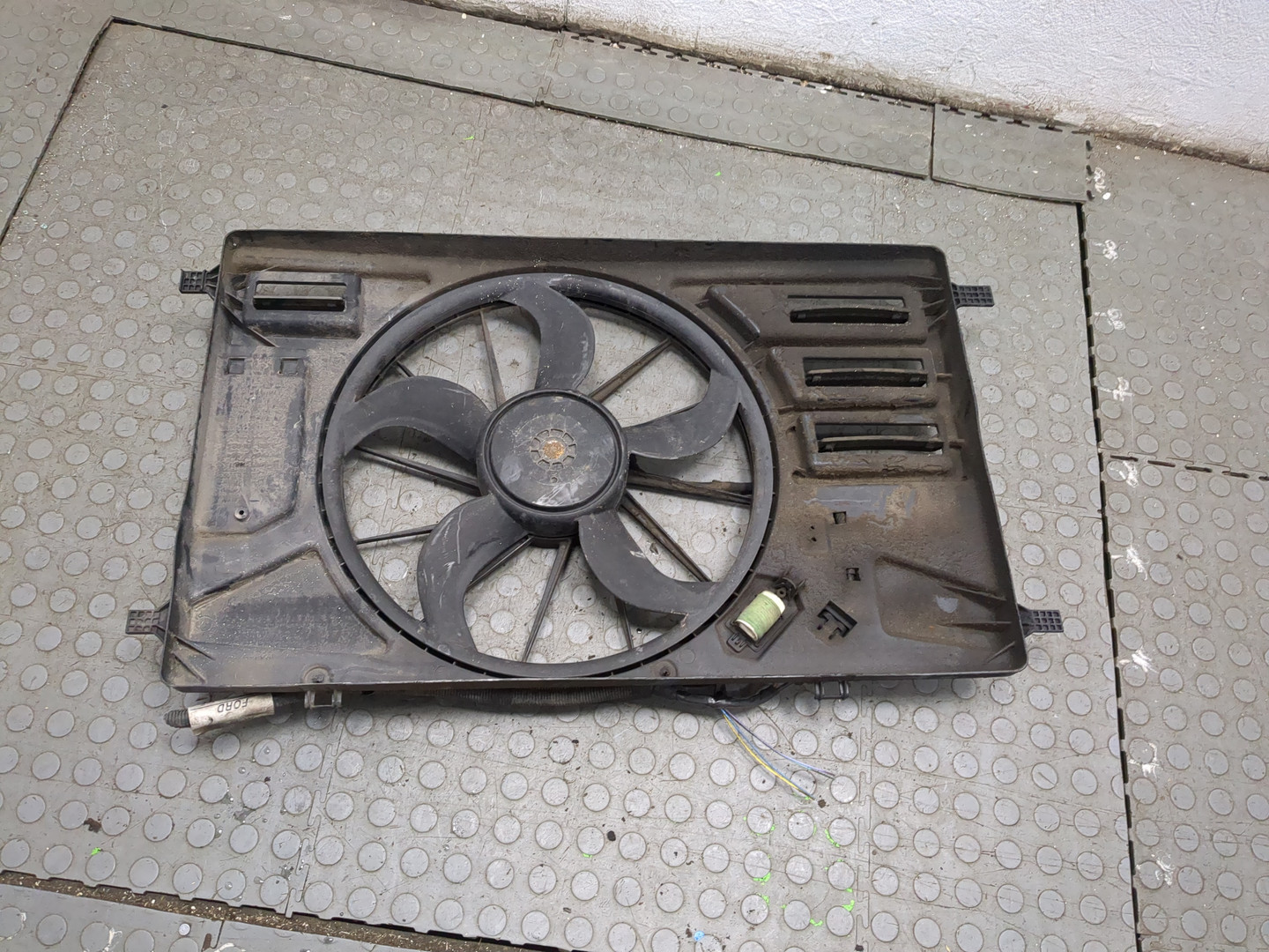 Вентилятор радиатора