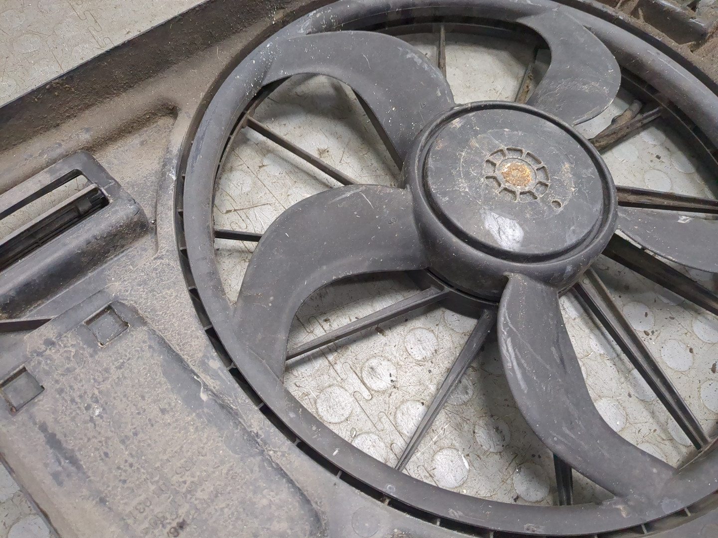 Вентилятор радиатора