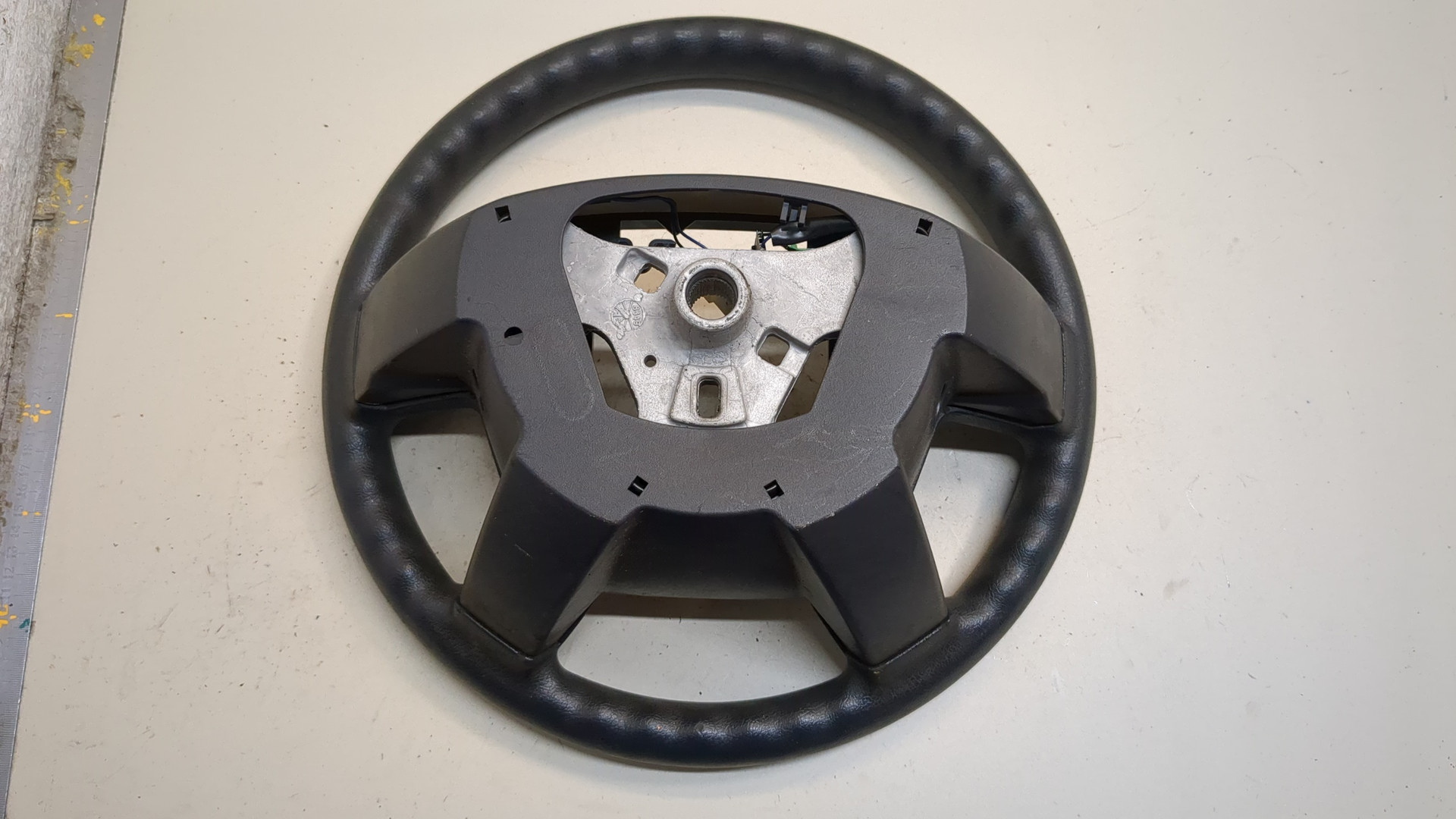 Рулевое колесо (руль)