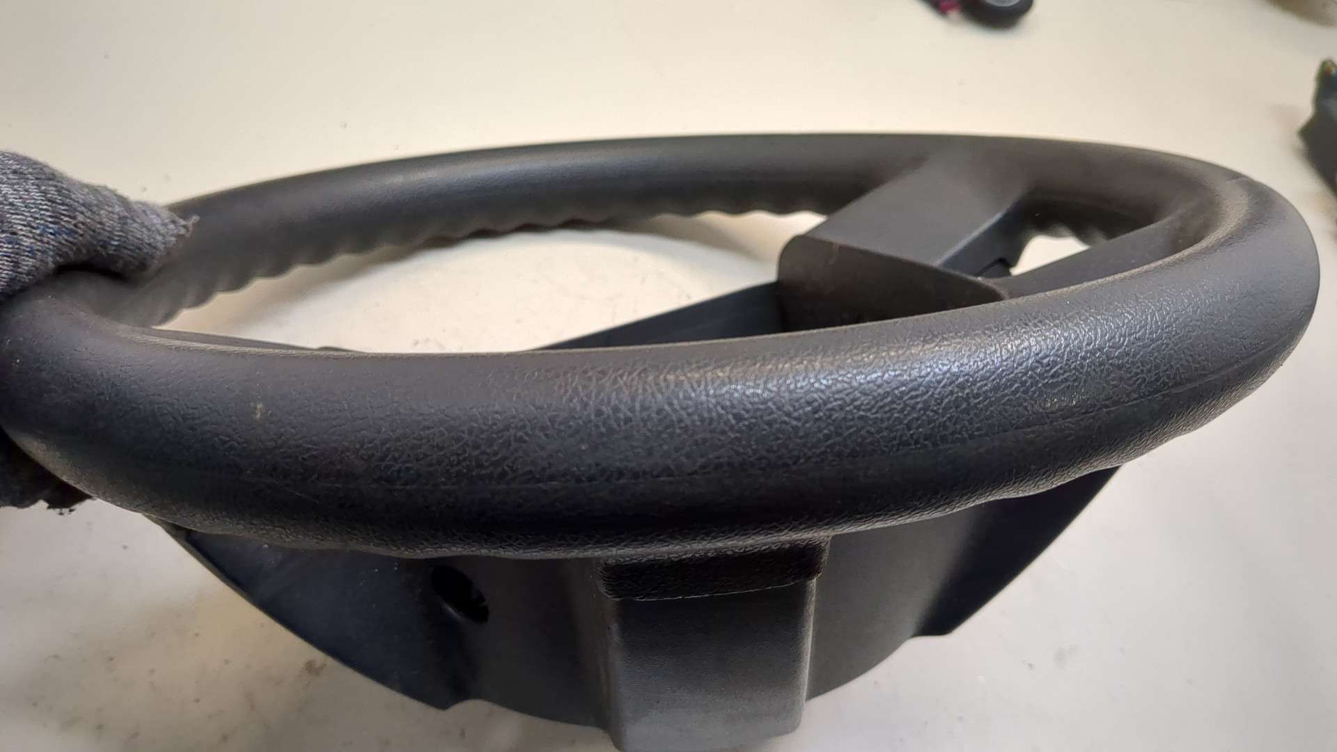 Рулевое колесо (руль)