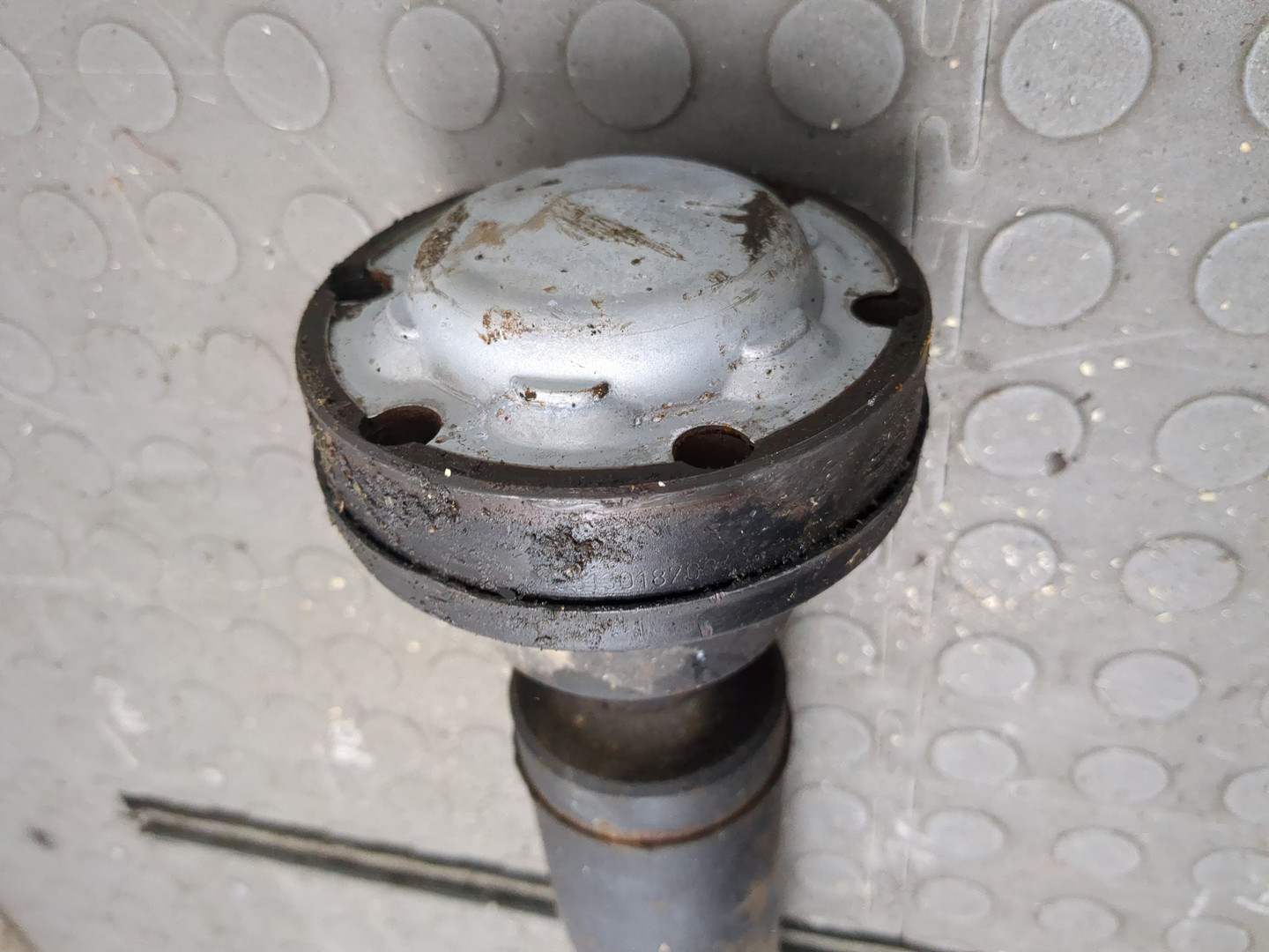 Вал карданный задний