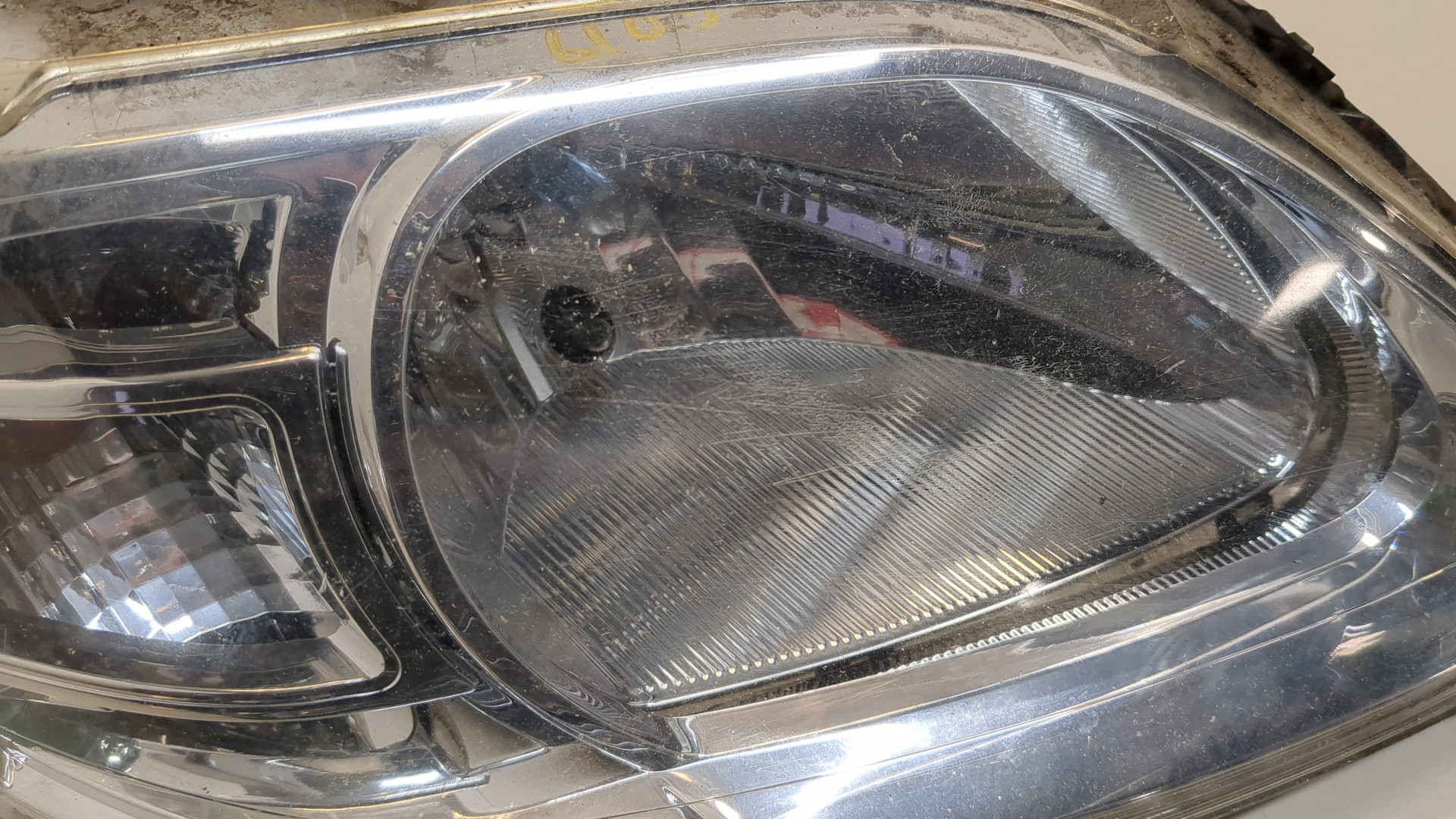 Фара правая